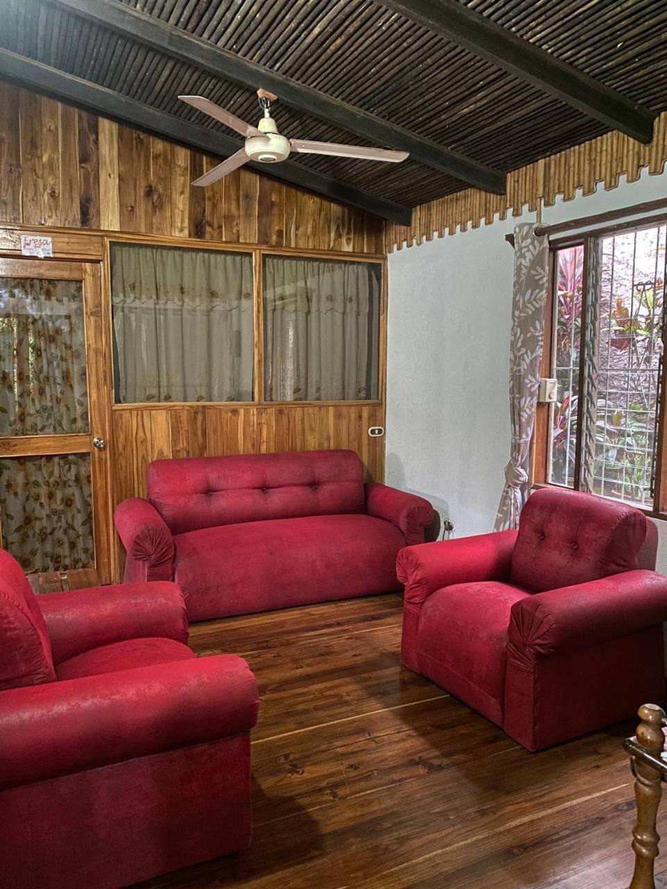 Mauras Tropical Mini & Tours Guest house Paquera
