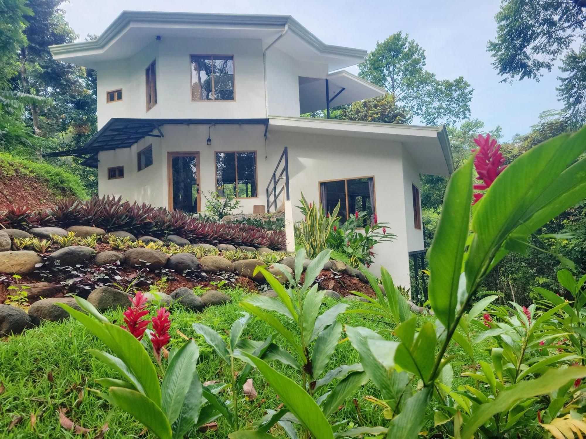 Cascada Elysiana Lodge *