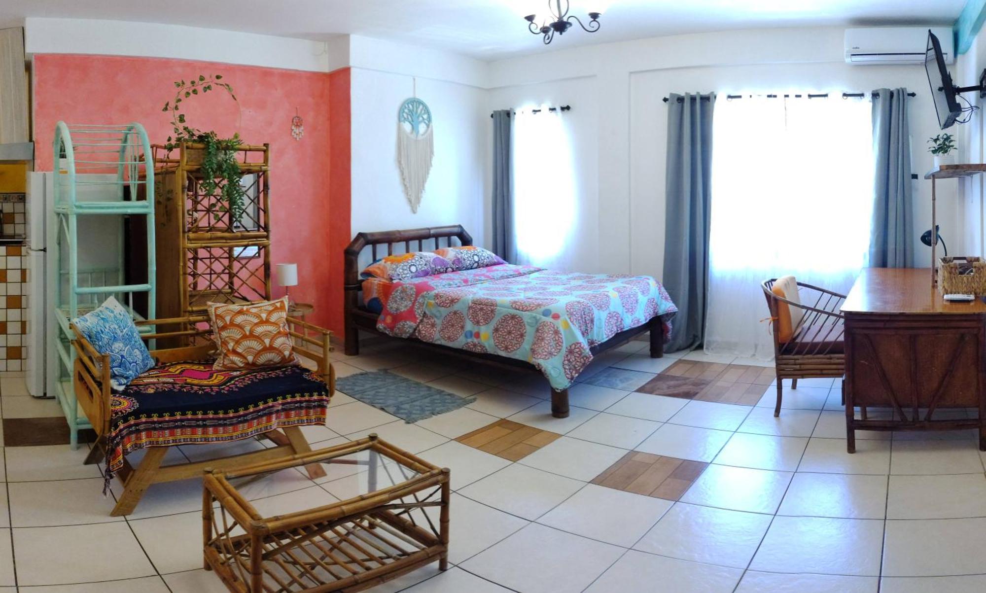 Cool Vibes Hostel Dominical