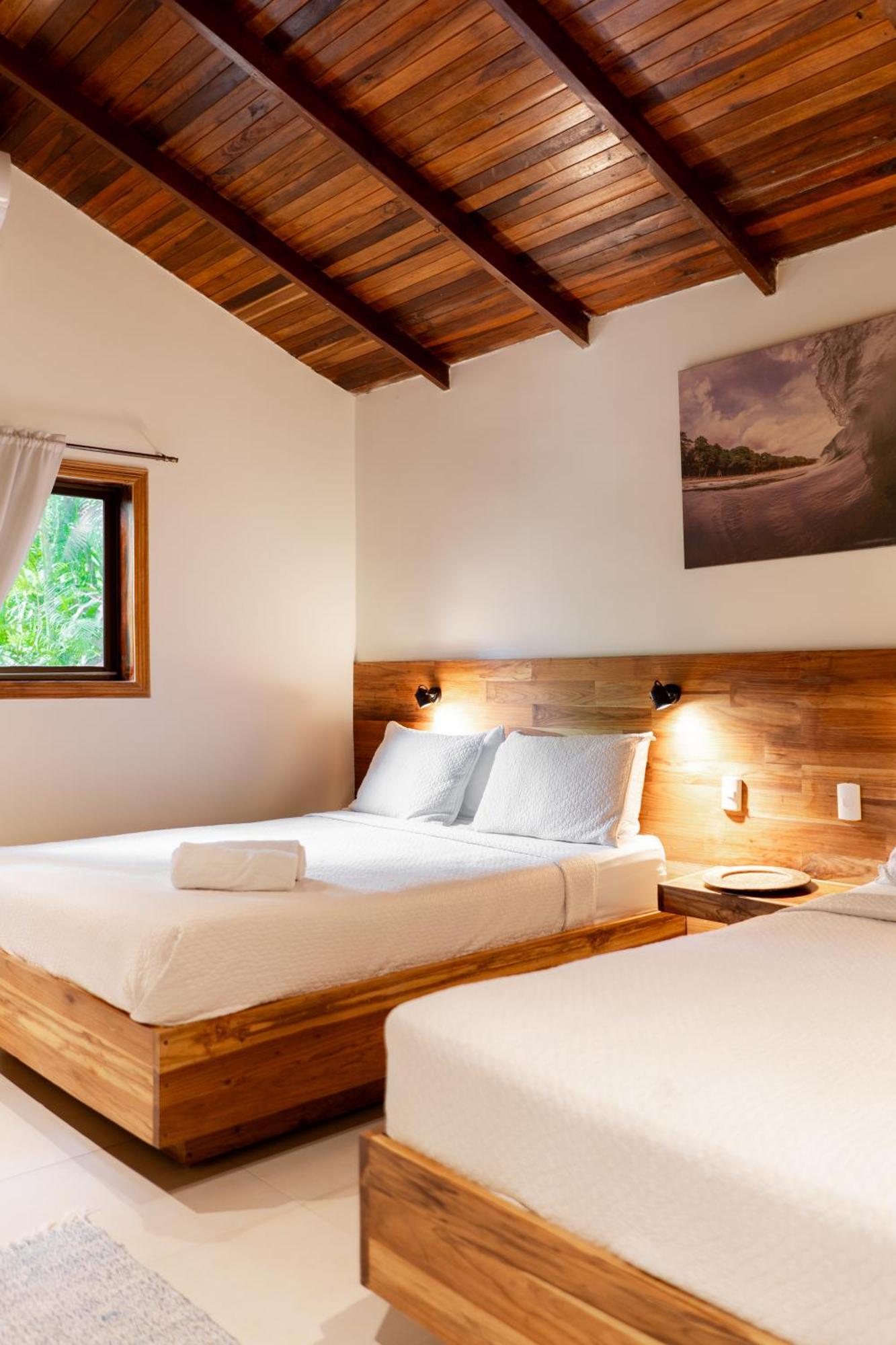 Hotel Banana 3*