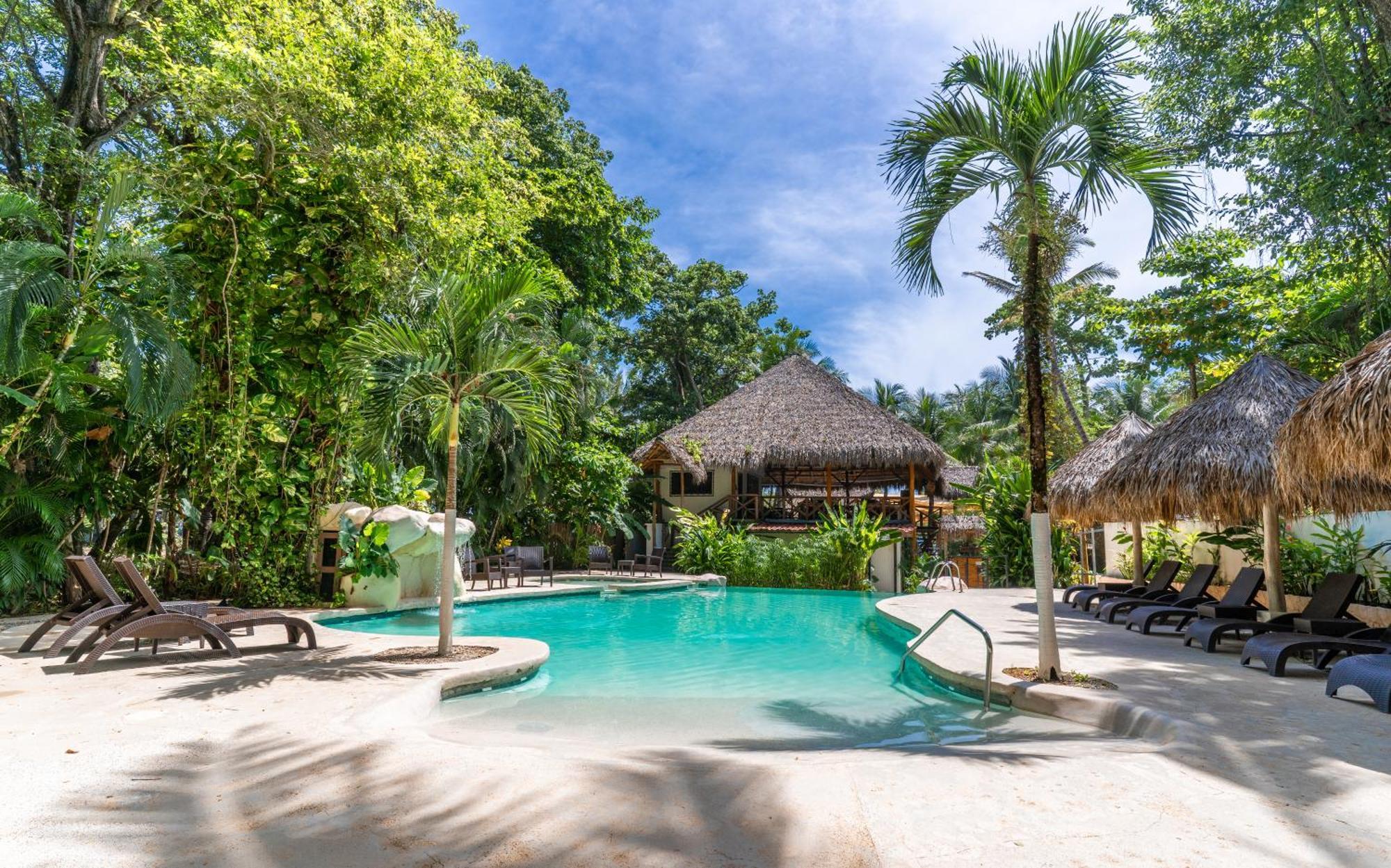 Hotel Banana Playa Santa Teresa (Puntarenas)