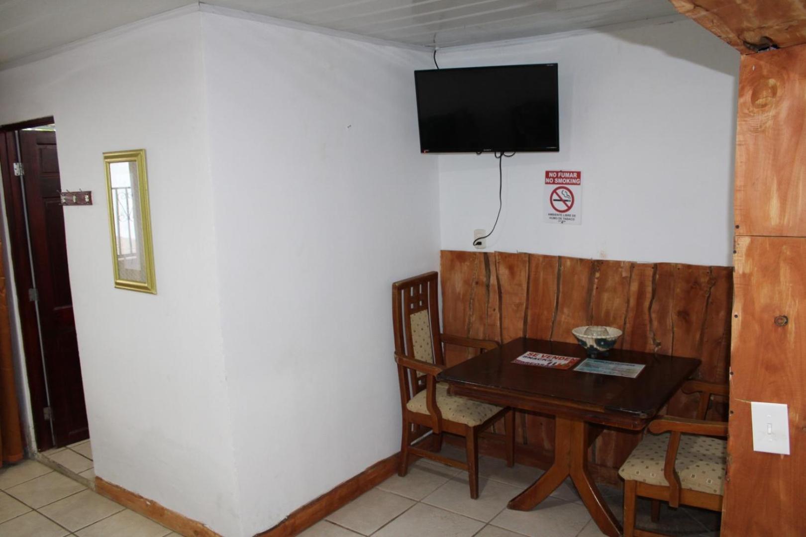 Loma Tranquila Aparthotel Alajuela