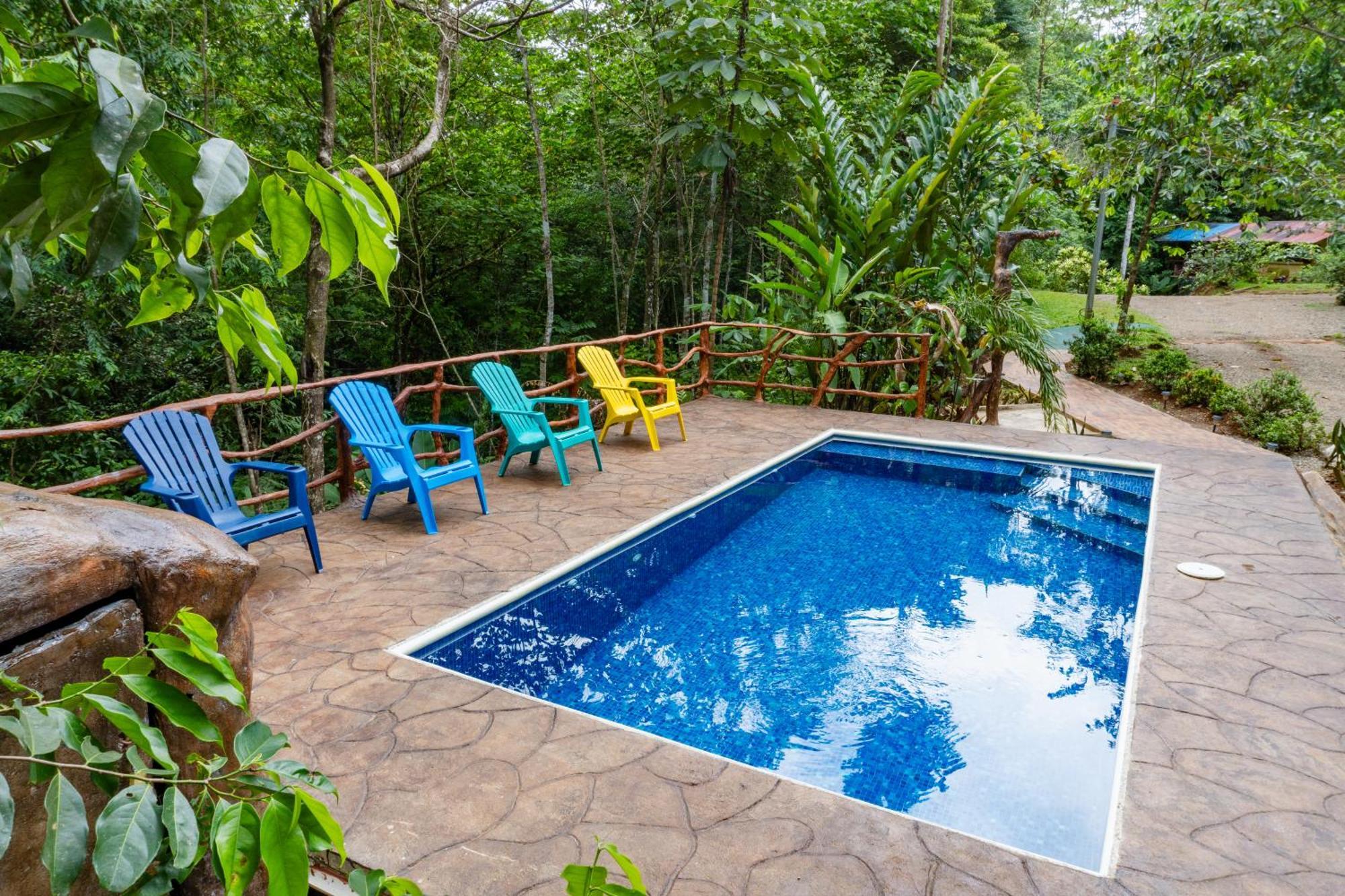 Hidden Paradise Hotel 3*