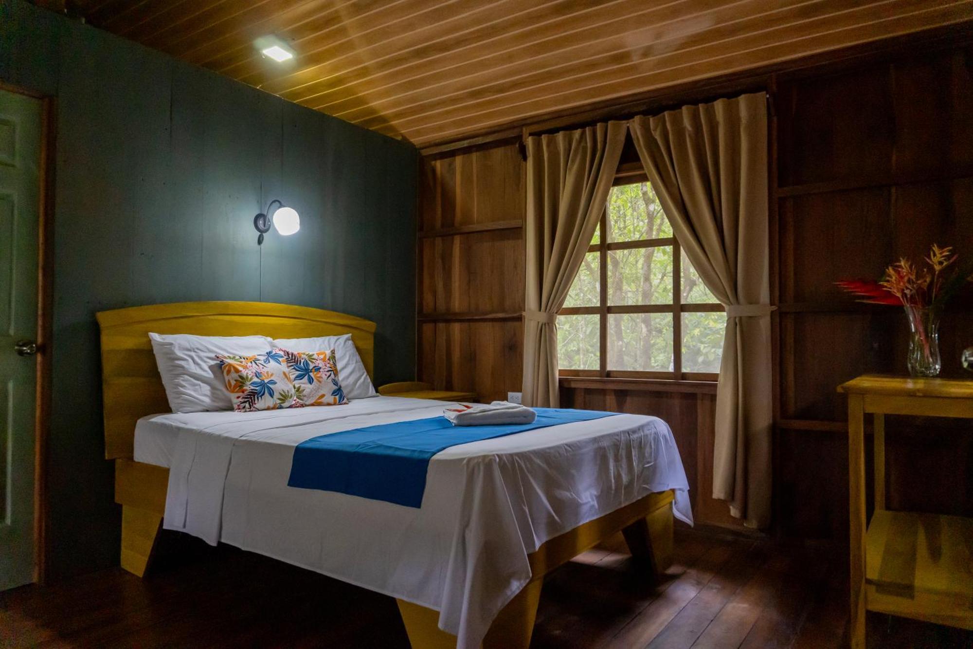 Hidden Paradise Hotel 3*