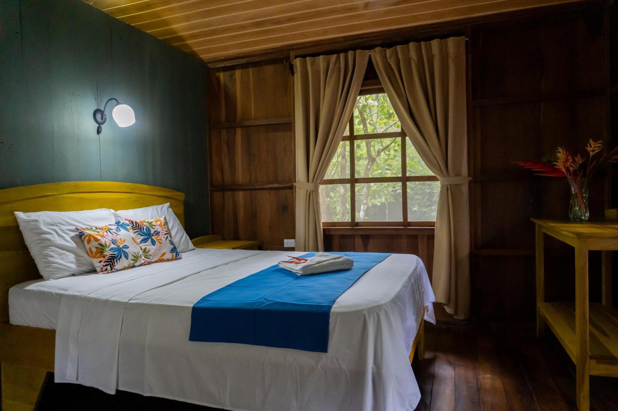 Hidden Paradise Hotel 3*