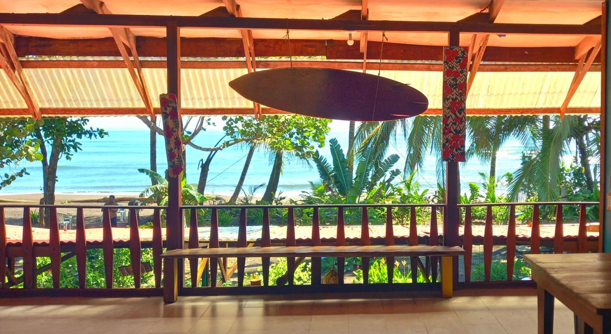 Tortuguero Adventures Beach House Lodge Tortuguero