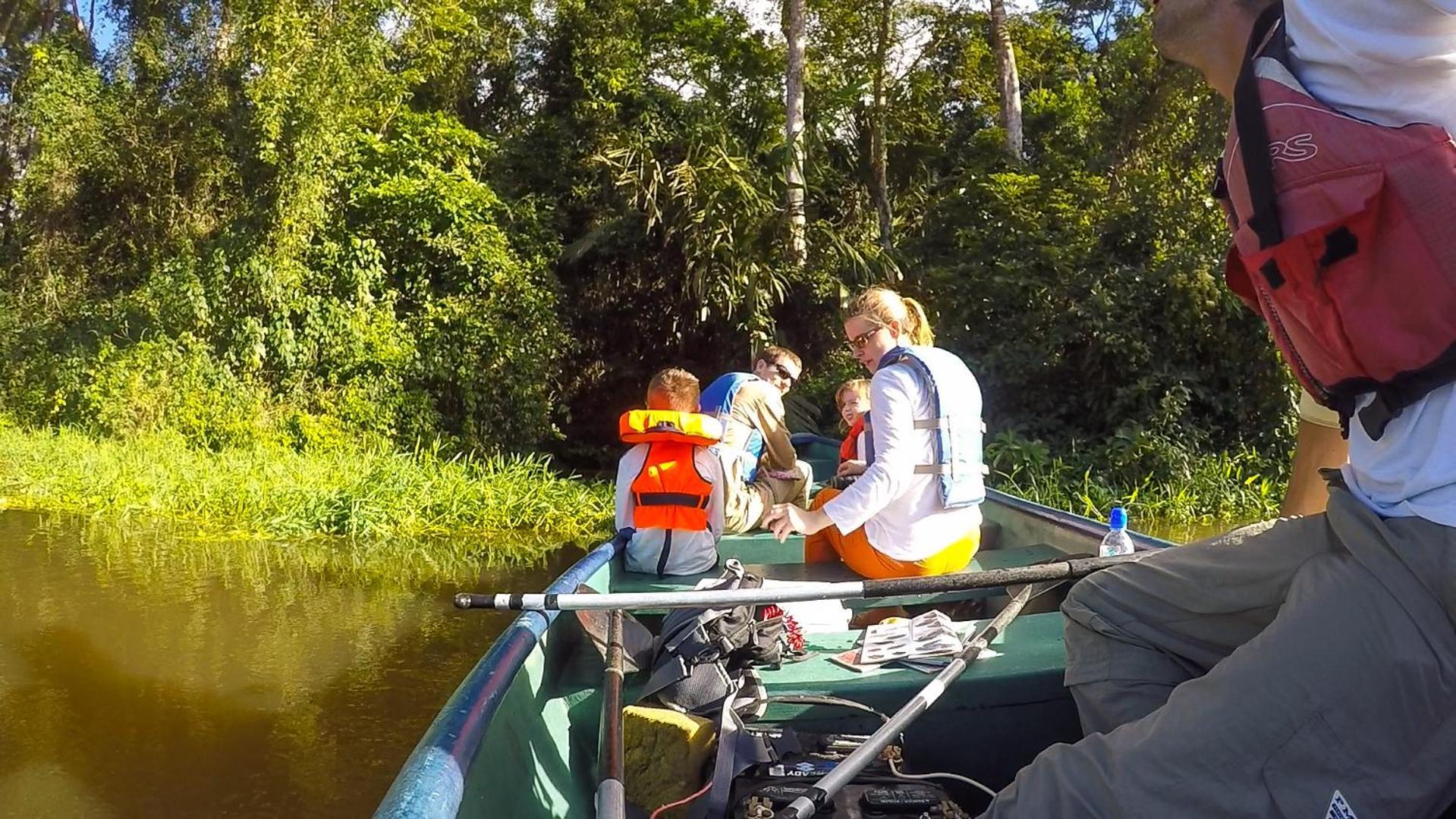 Tortuguero Adventures Beach House Lodge