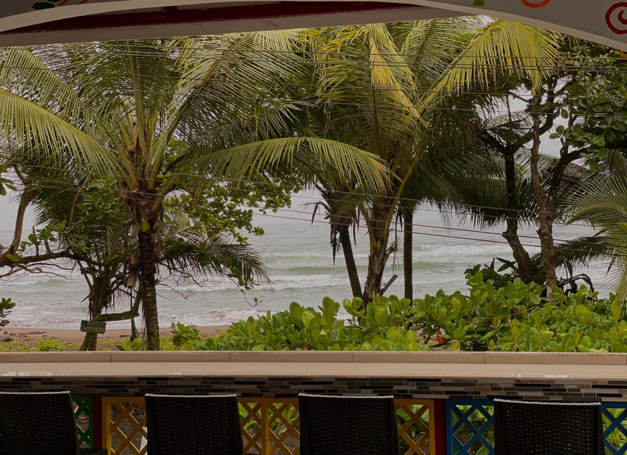 Hotel El Icaco Tortuguero