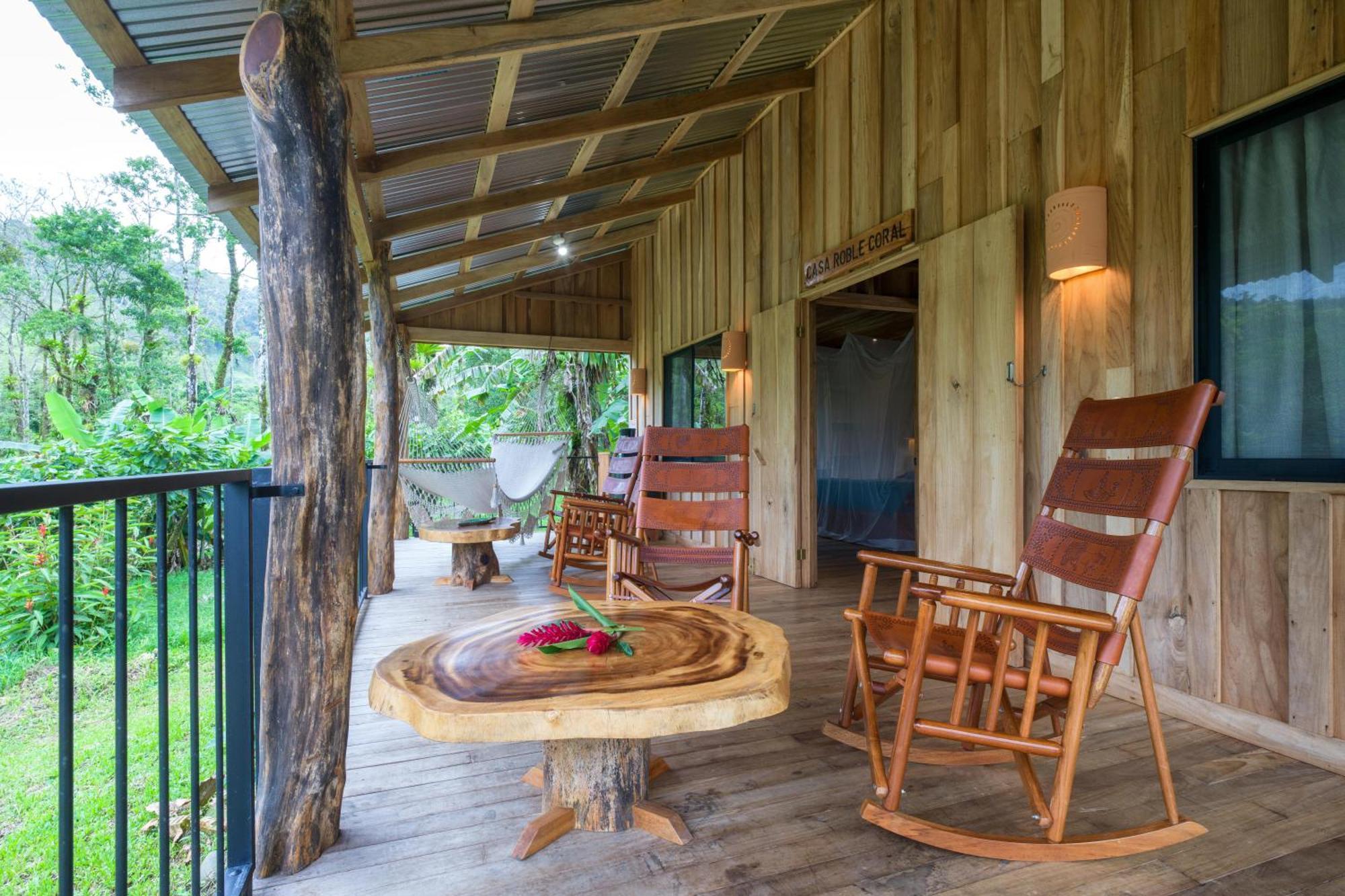 Amistad Cacao Lodge *