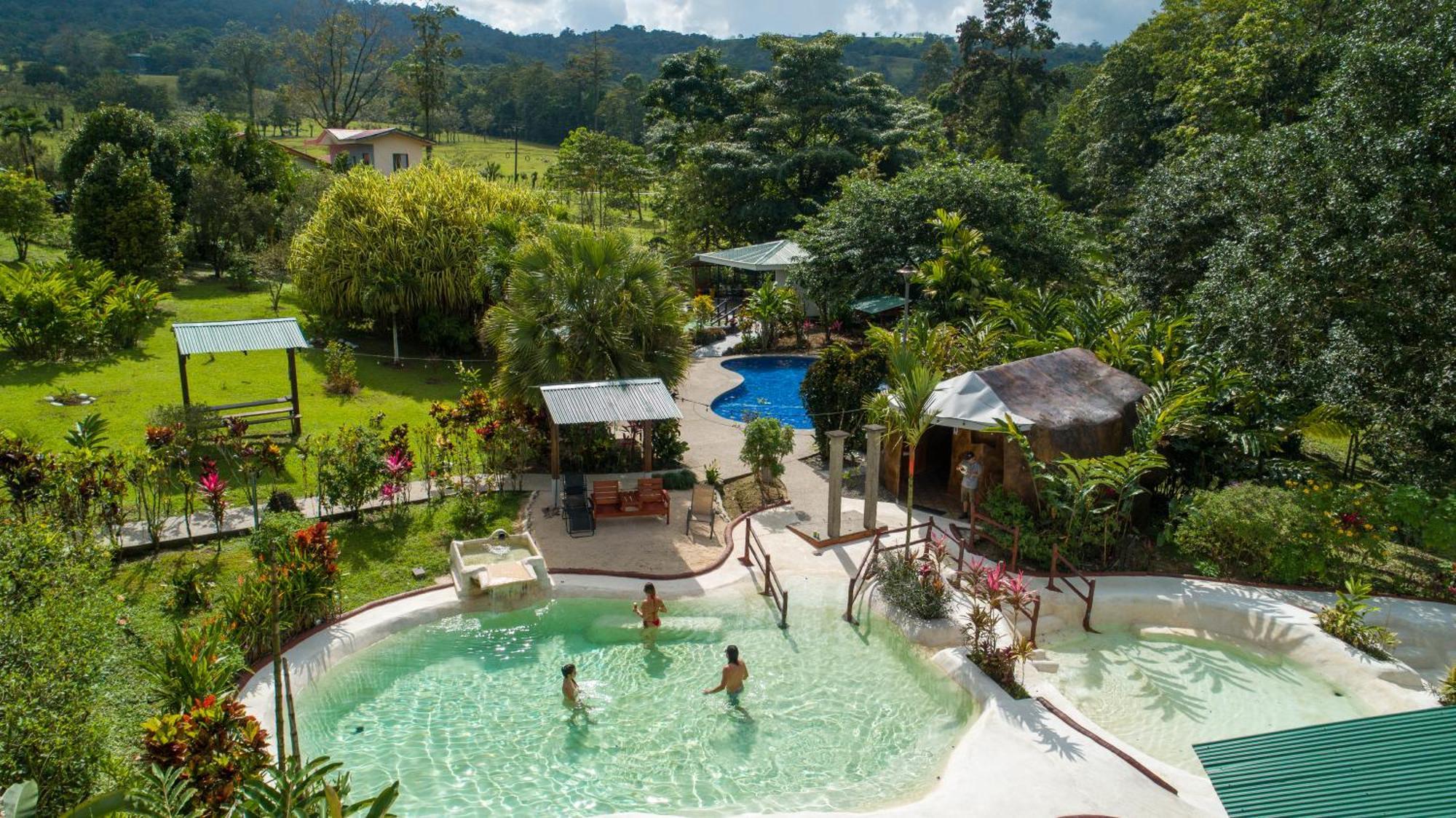 Hotel & Hot Springs Sueno Dorado *