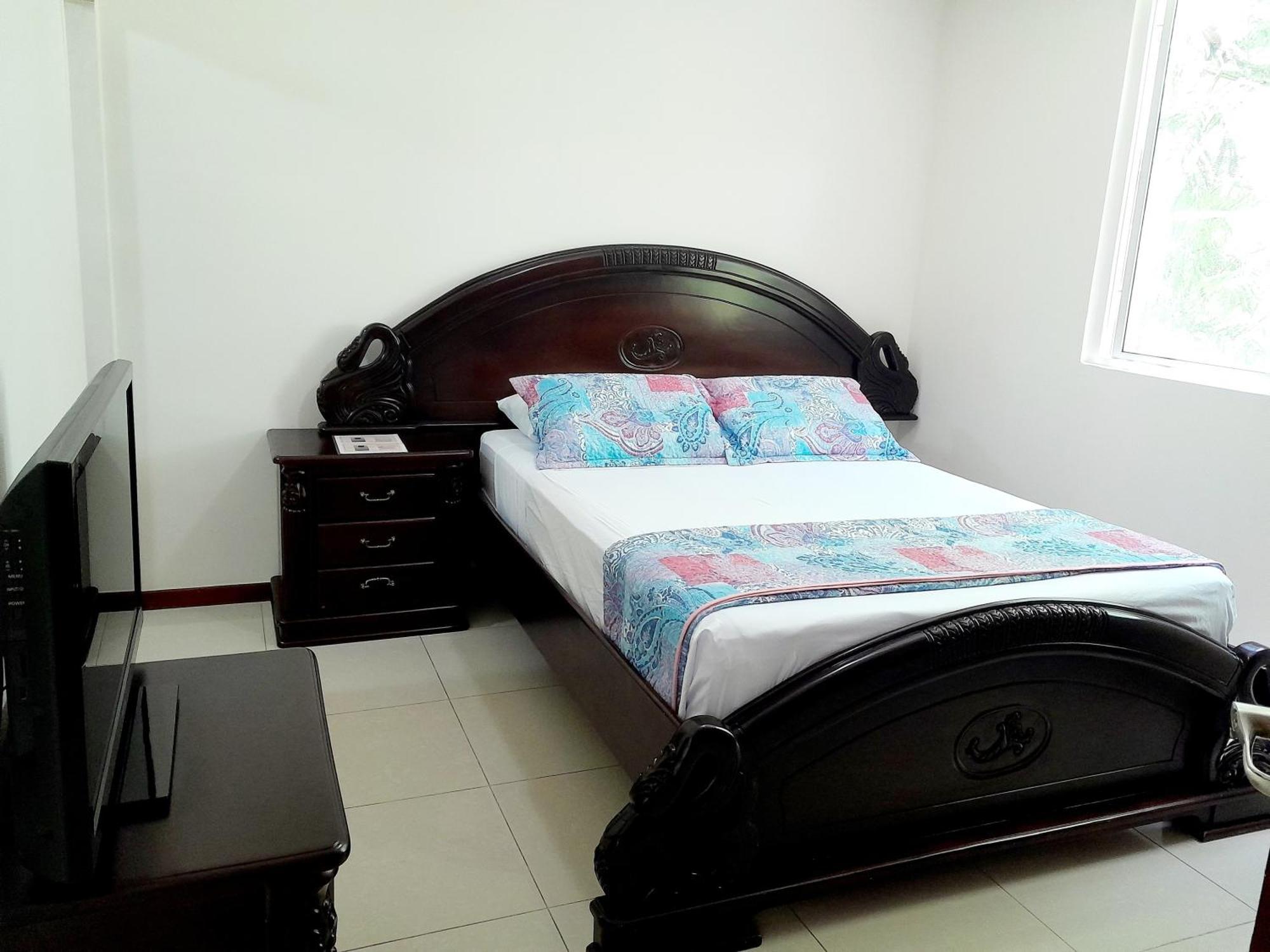 3 Bedroom Condo, Playa Y Surf, Especial Familias Costa Linda 4-19 Apartment *