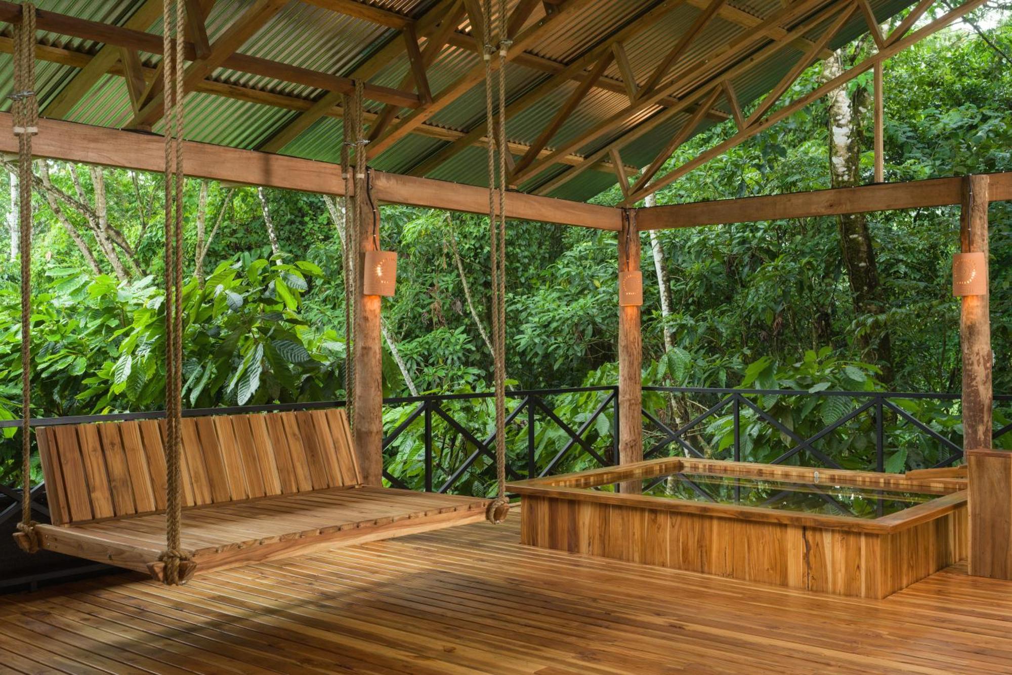 Amistad Cacao Lodge