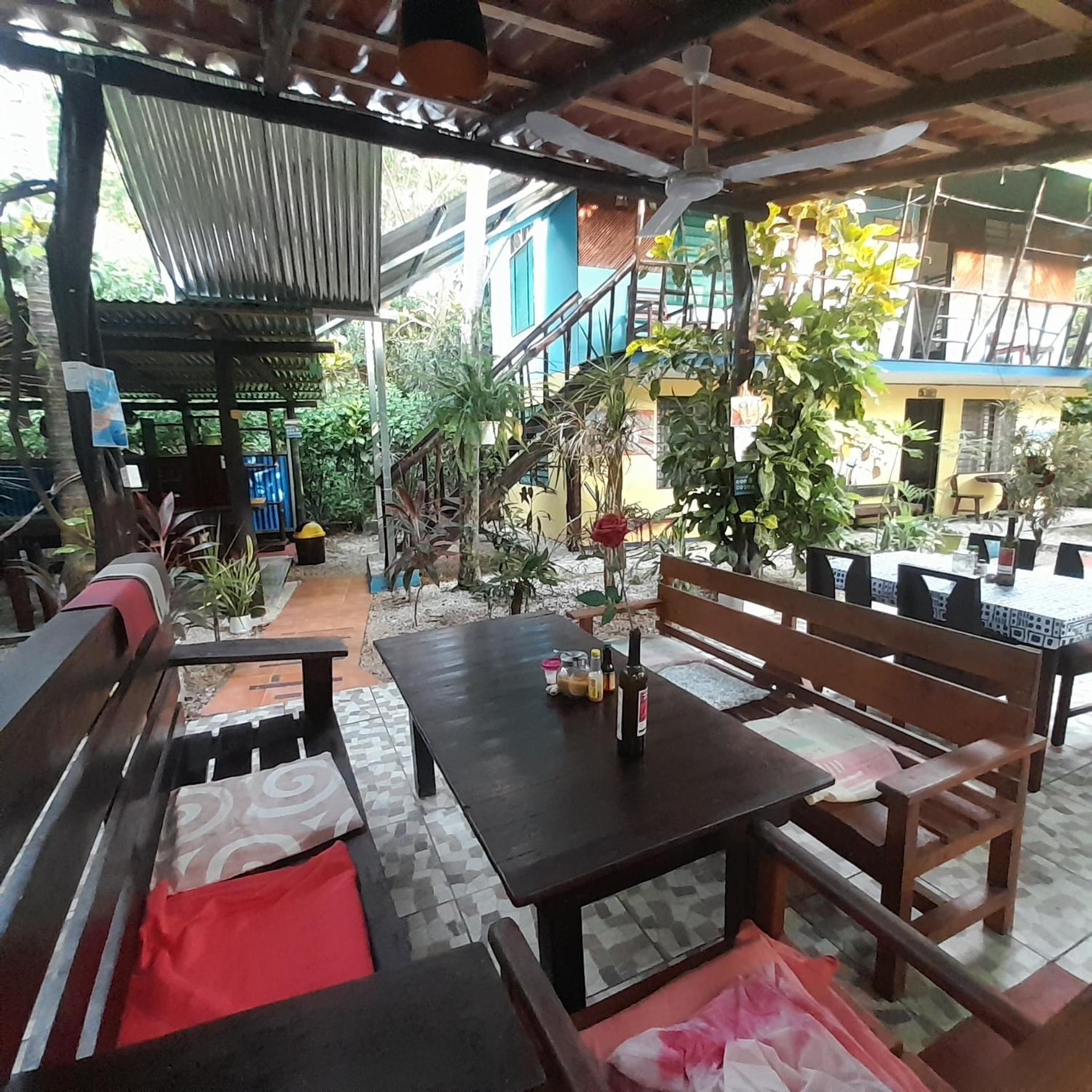 Hostel Cabinas Del Mar