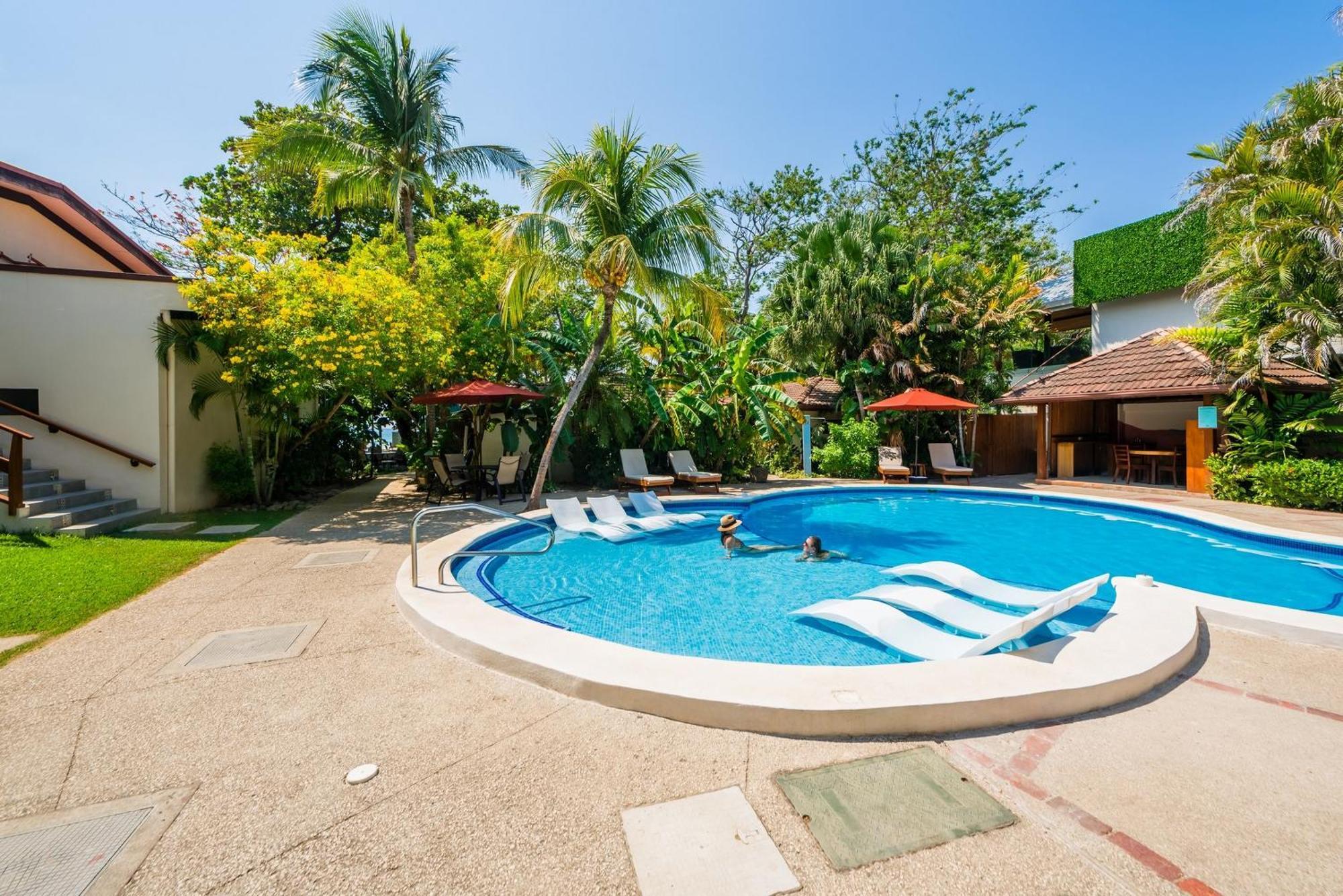 The Coast Beachfront Hotel 4*