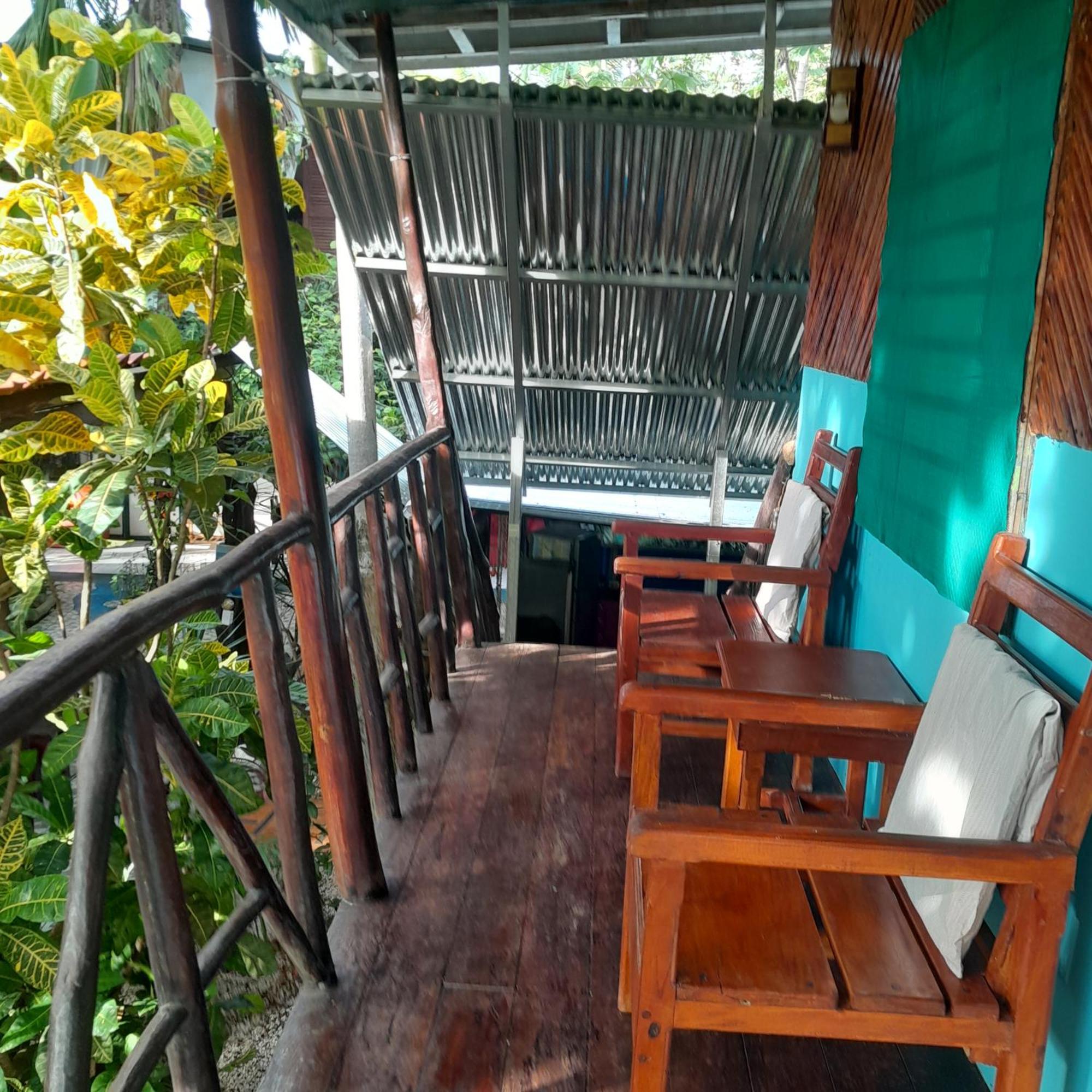 Hostel Cabinas Del Mar *