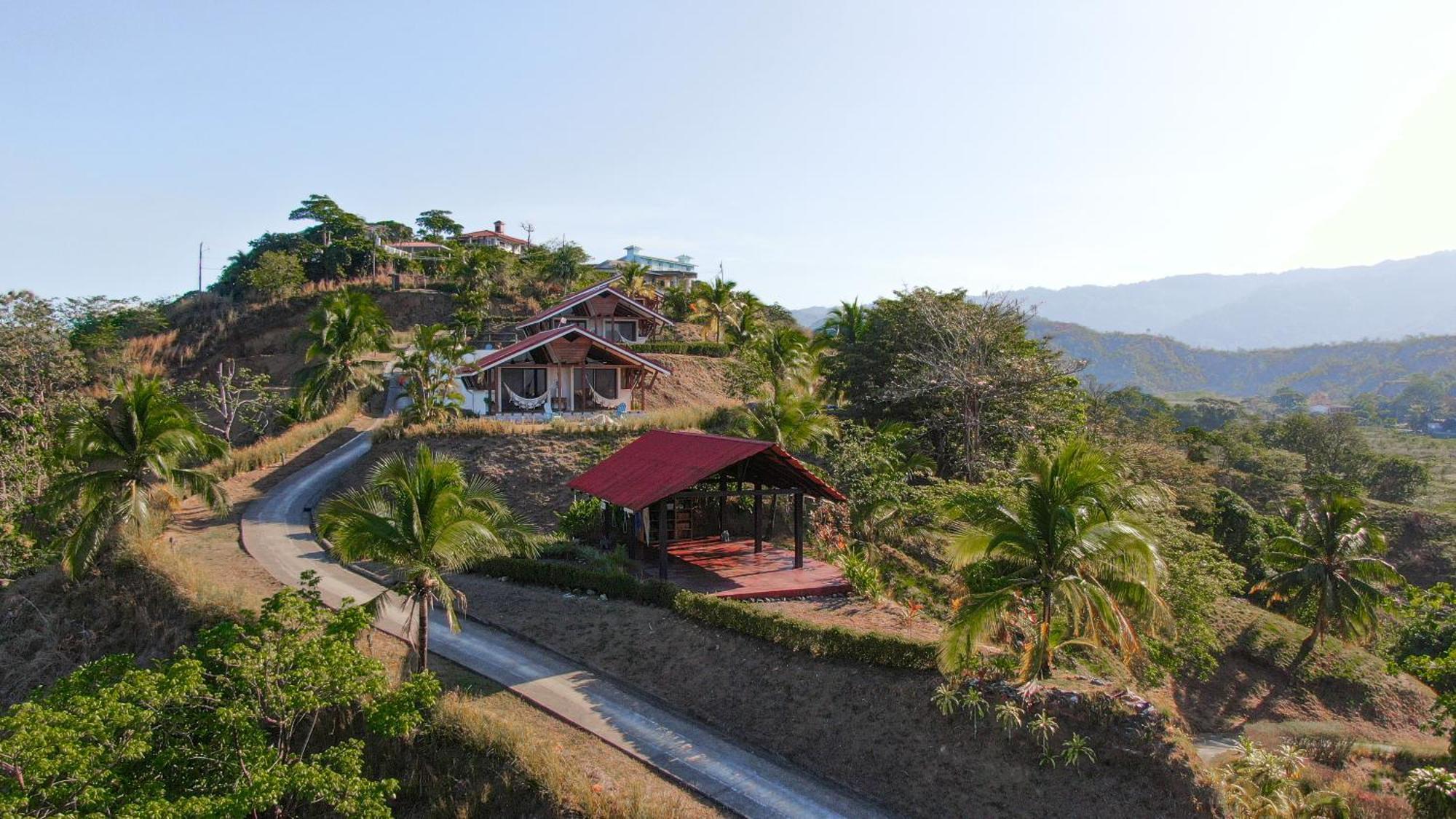 Lodge Surf Synergy All-Inclusive Surf Retreat *