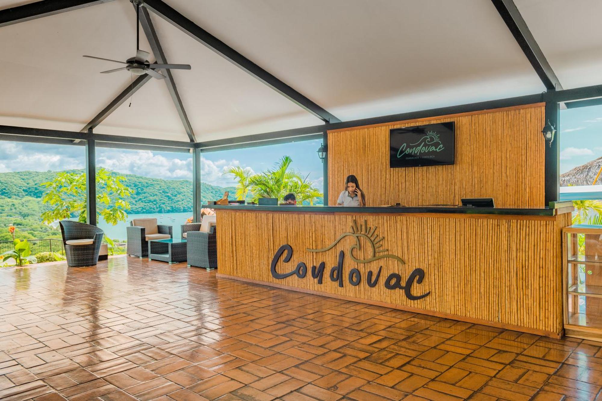 Hotel Condovac La Costa