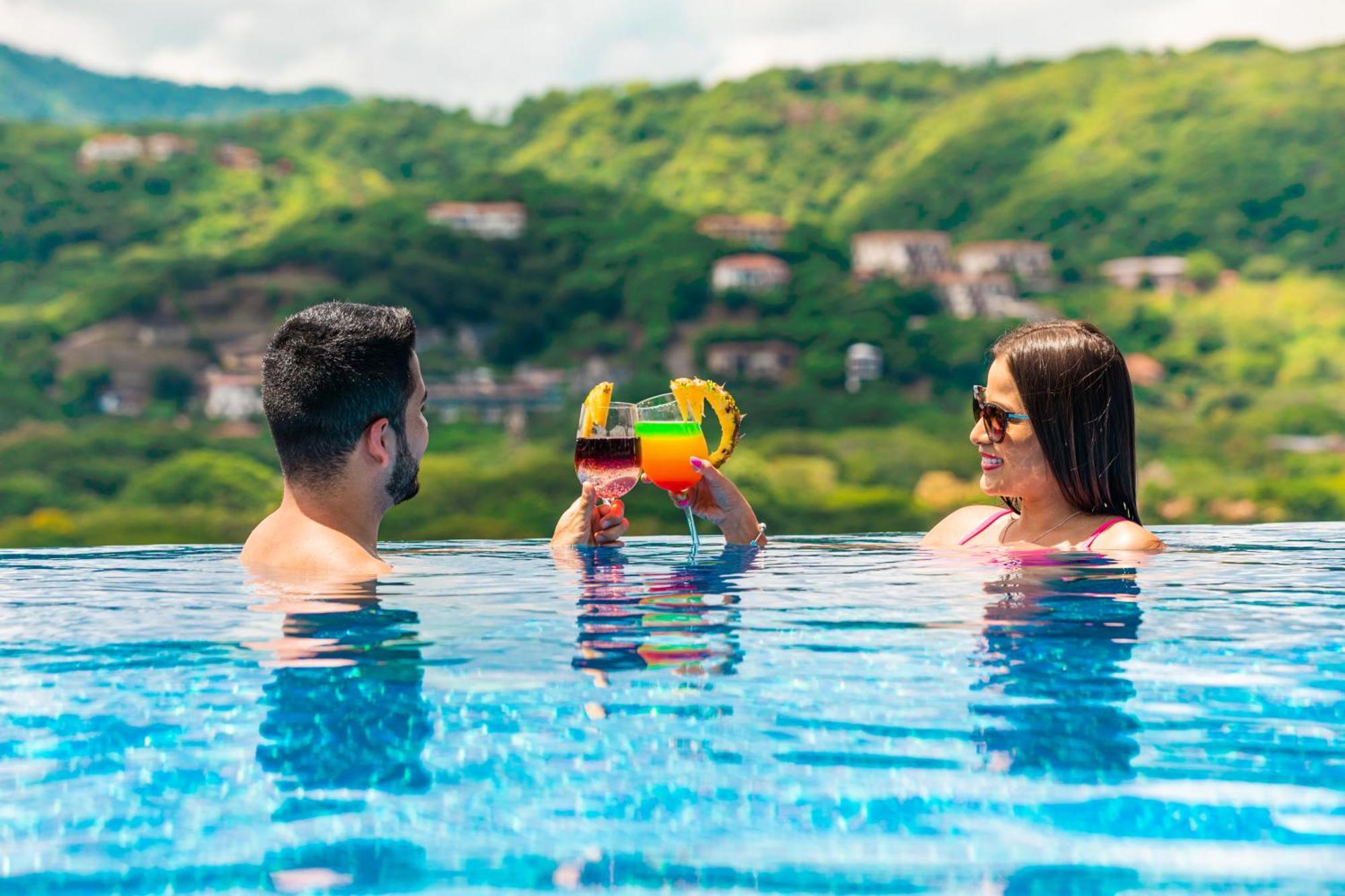 Hotel Condovac La Costa Playa Hermosa (Guanacaste)