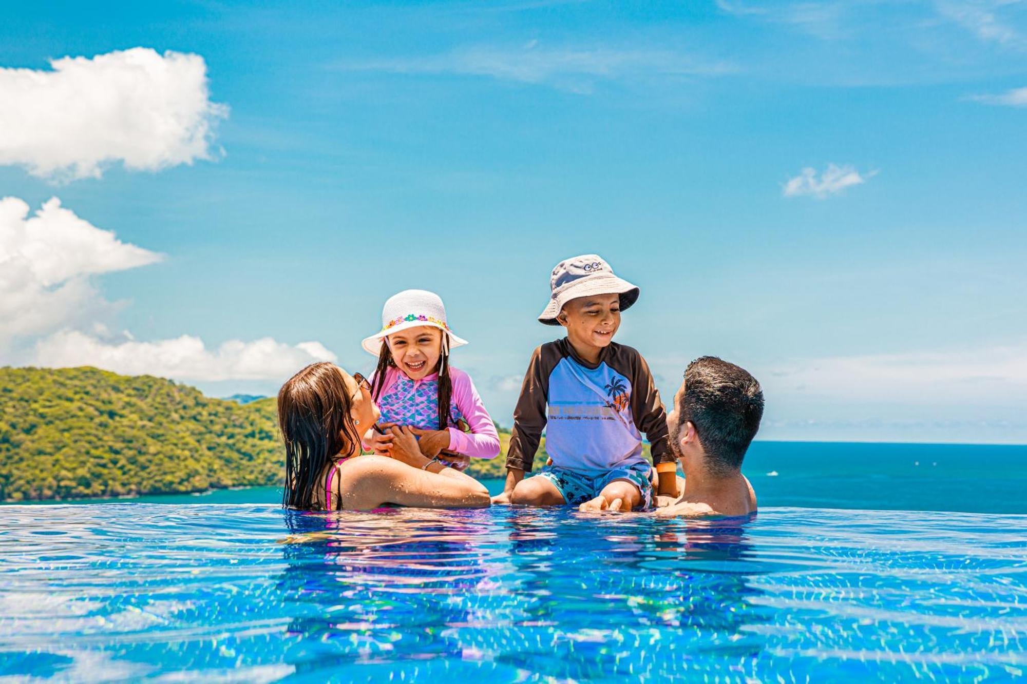 Condovac La Costa Hotel Playa Hermosa (Guanacaste)