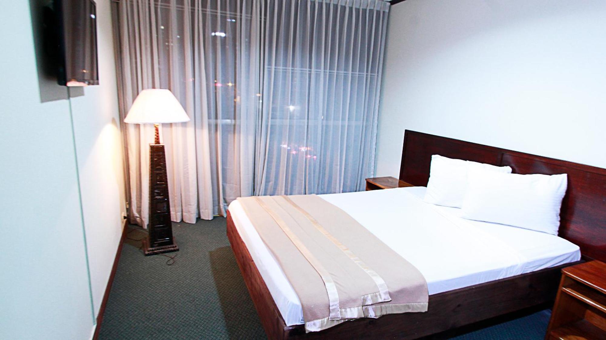 Hotel Ambassador 4*