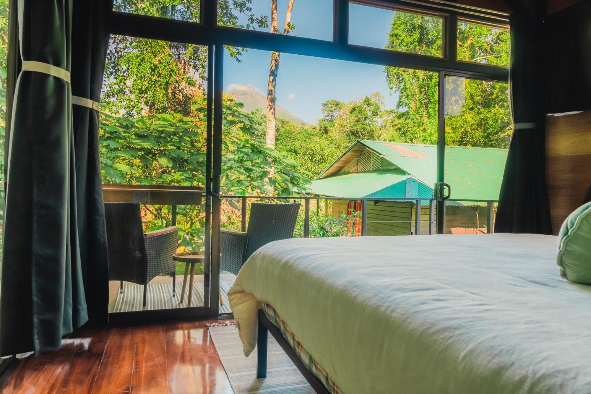 Arenal Getaway *