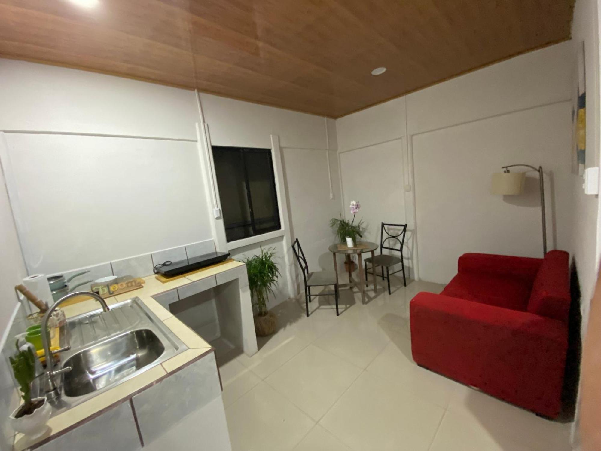 The Sloth Retreat & Fortuna Apartment