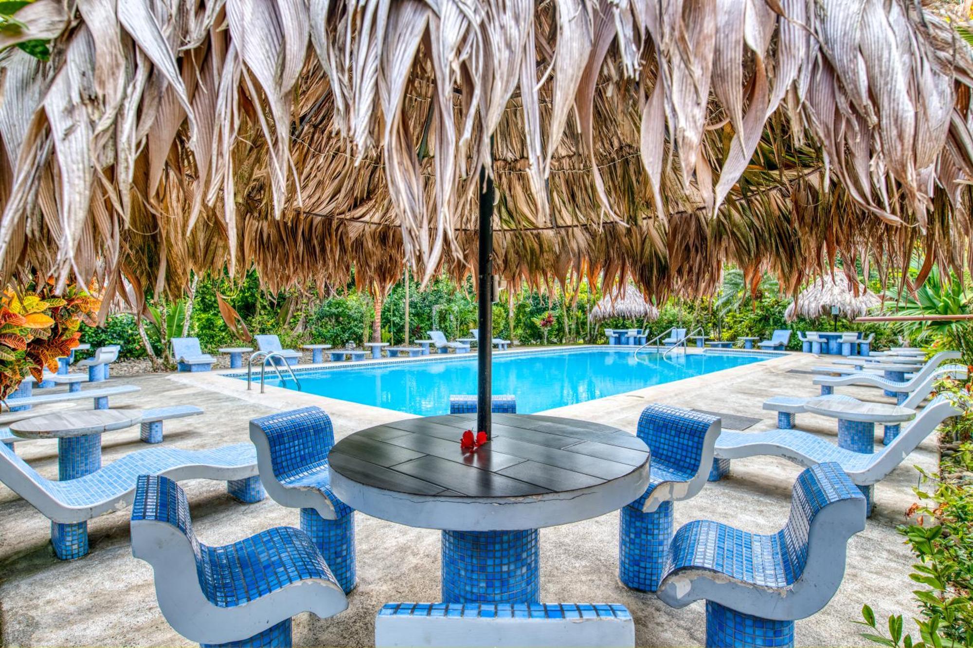 Atlantida Lodge Cahuita