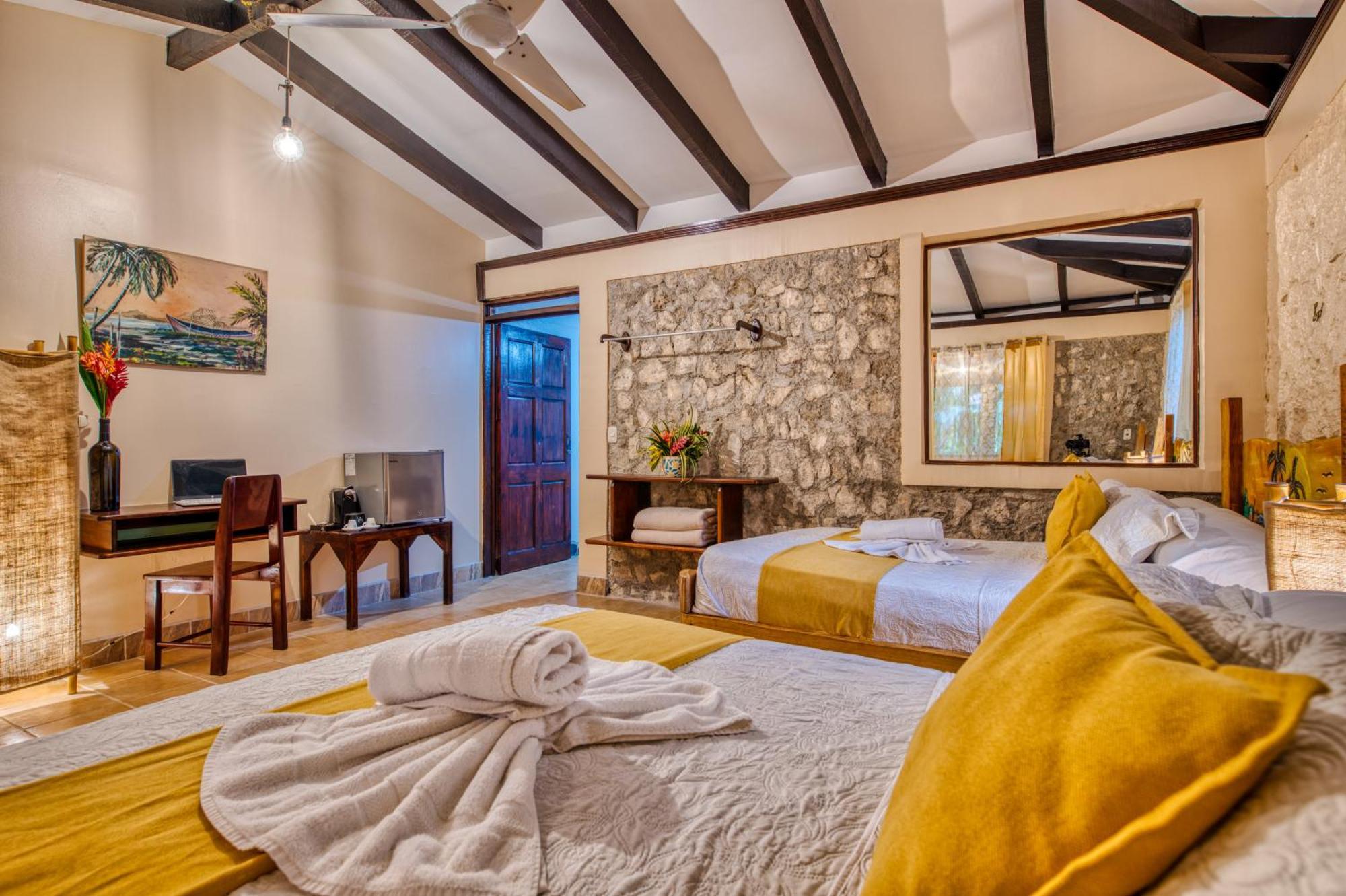 Lodge Atlantida *