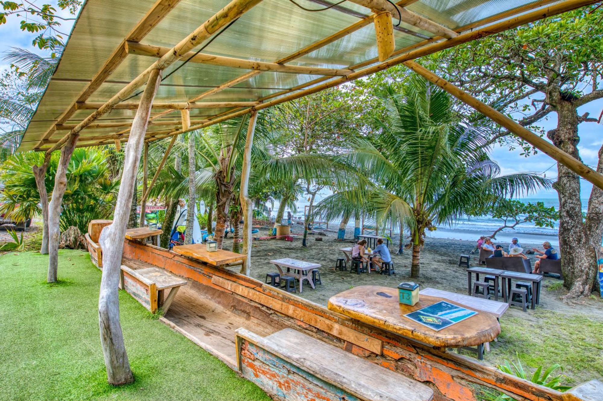 Atlantida Cahuita