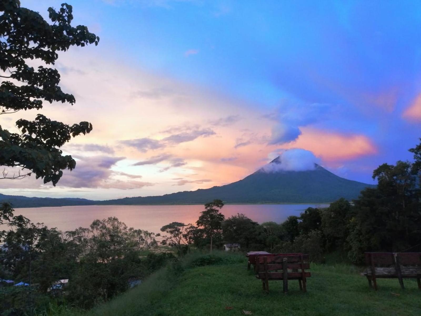 Bed & Breakfast Sunset La Fortuna