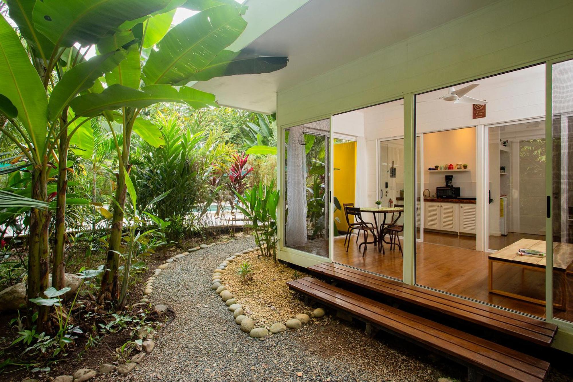 Gardens Aparthotel *