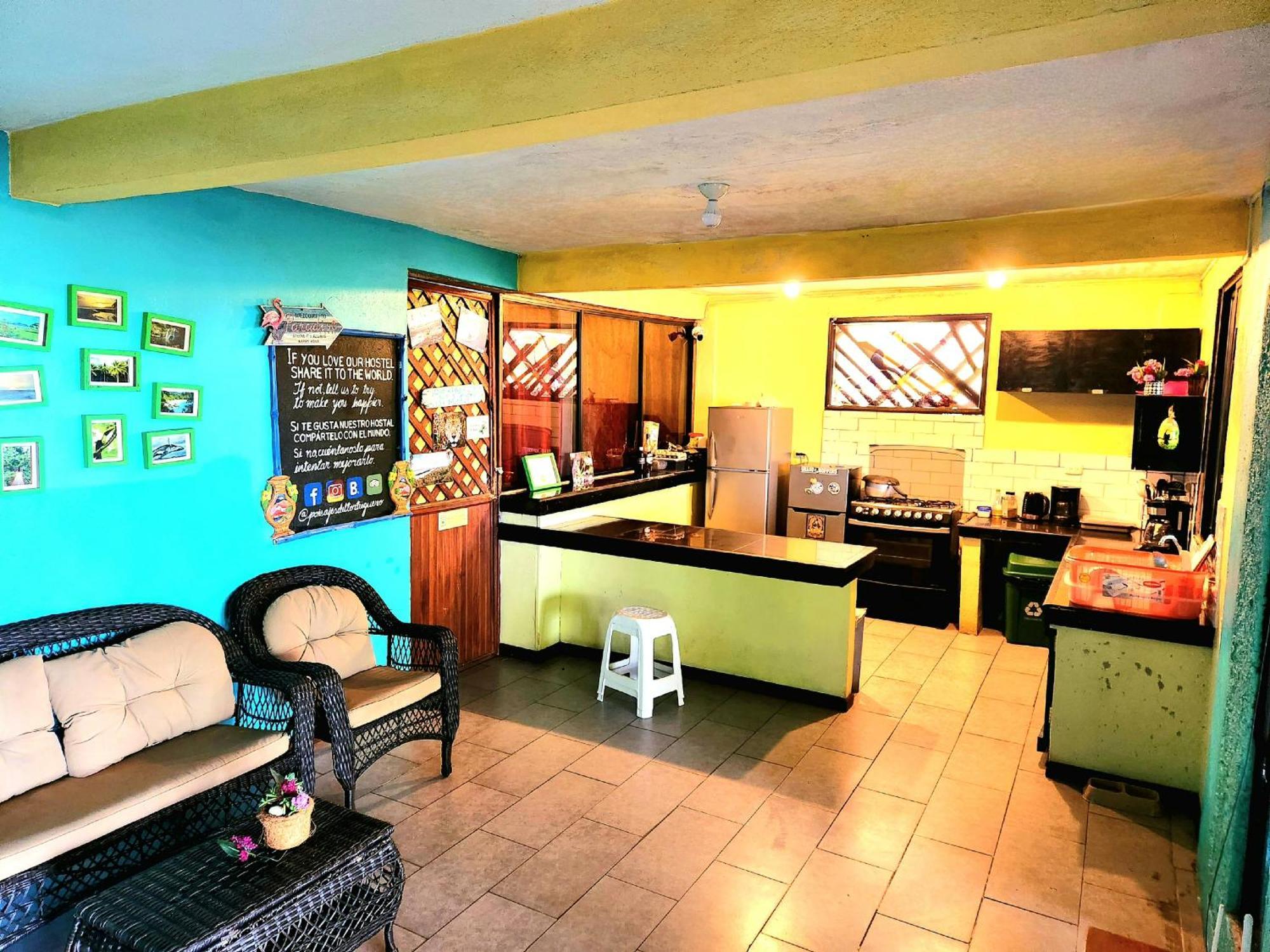 Tortuguero Adventures Beach House Lodge Tortuguero