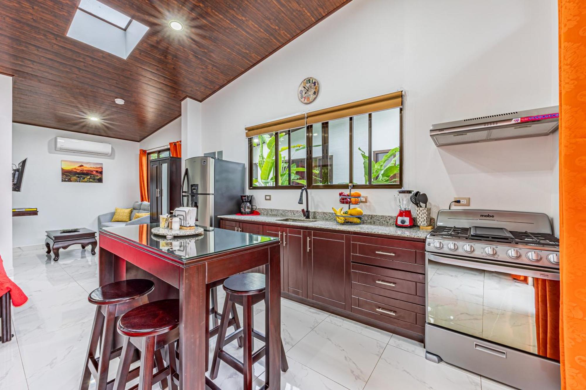 Private And Exculsive Getaway Villa *