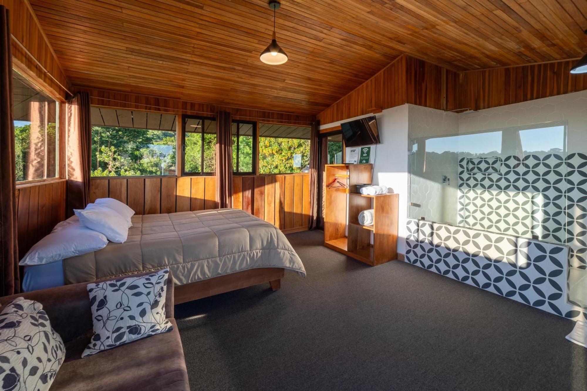 Campo Verde B&B - Monteverde Costa Rica Bed & Breakfast