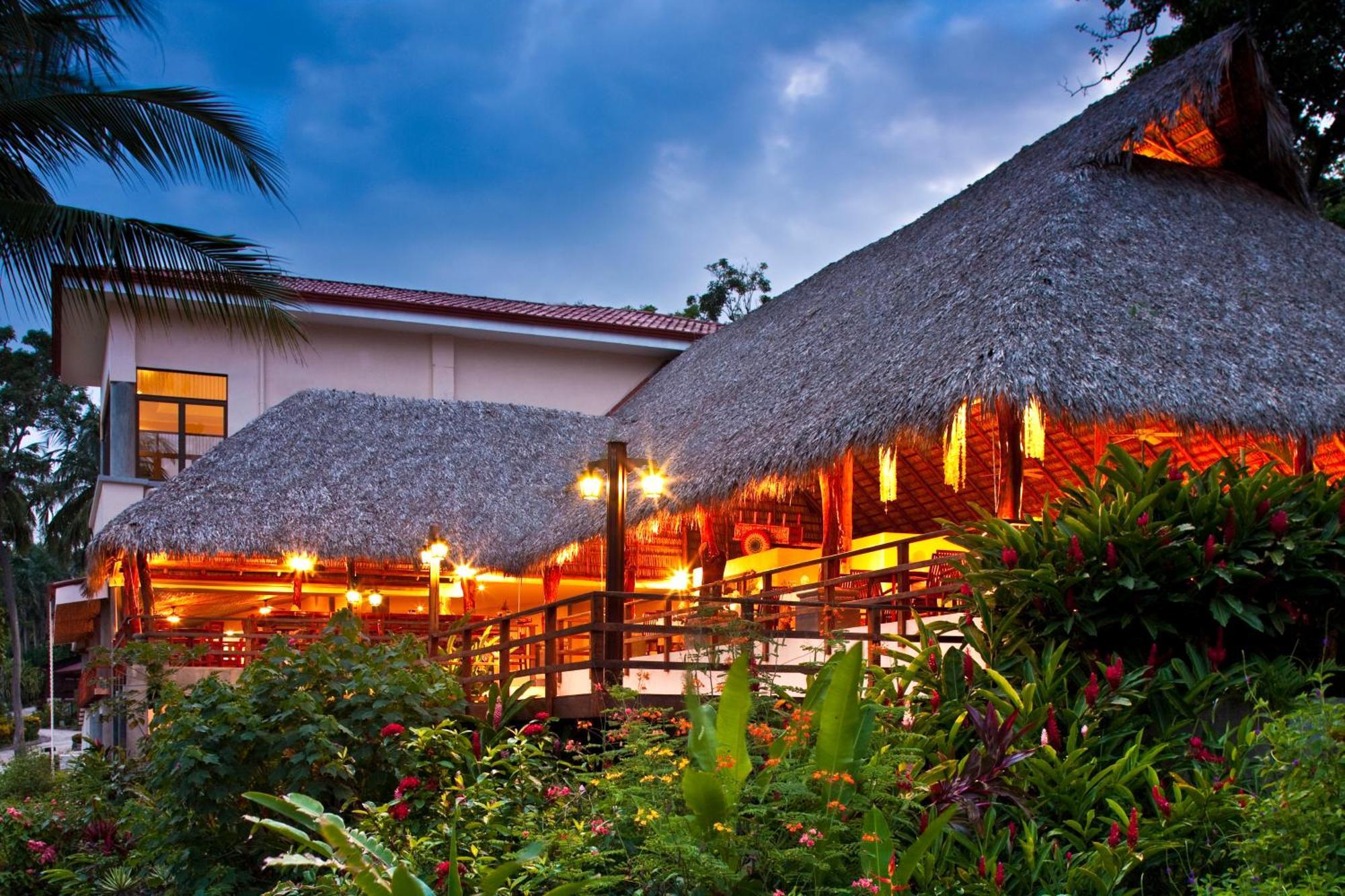 Tango Mar Beachfront Boutique & 4*