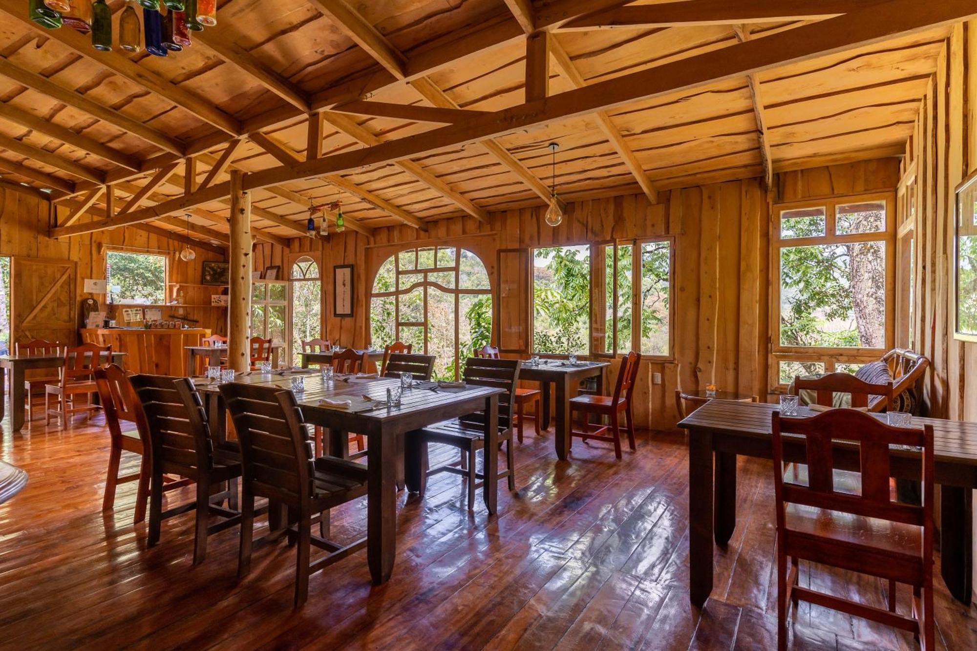 Cedrela Eco-lodge & Restaurante Lodge Copey