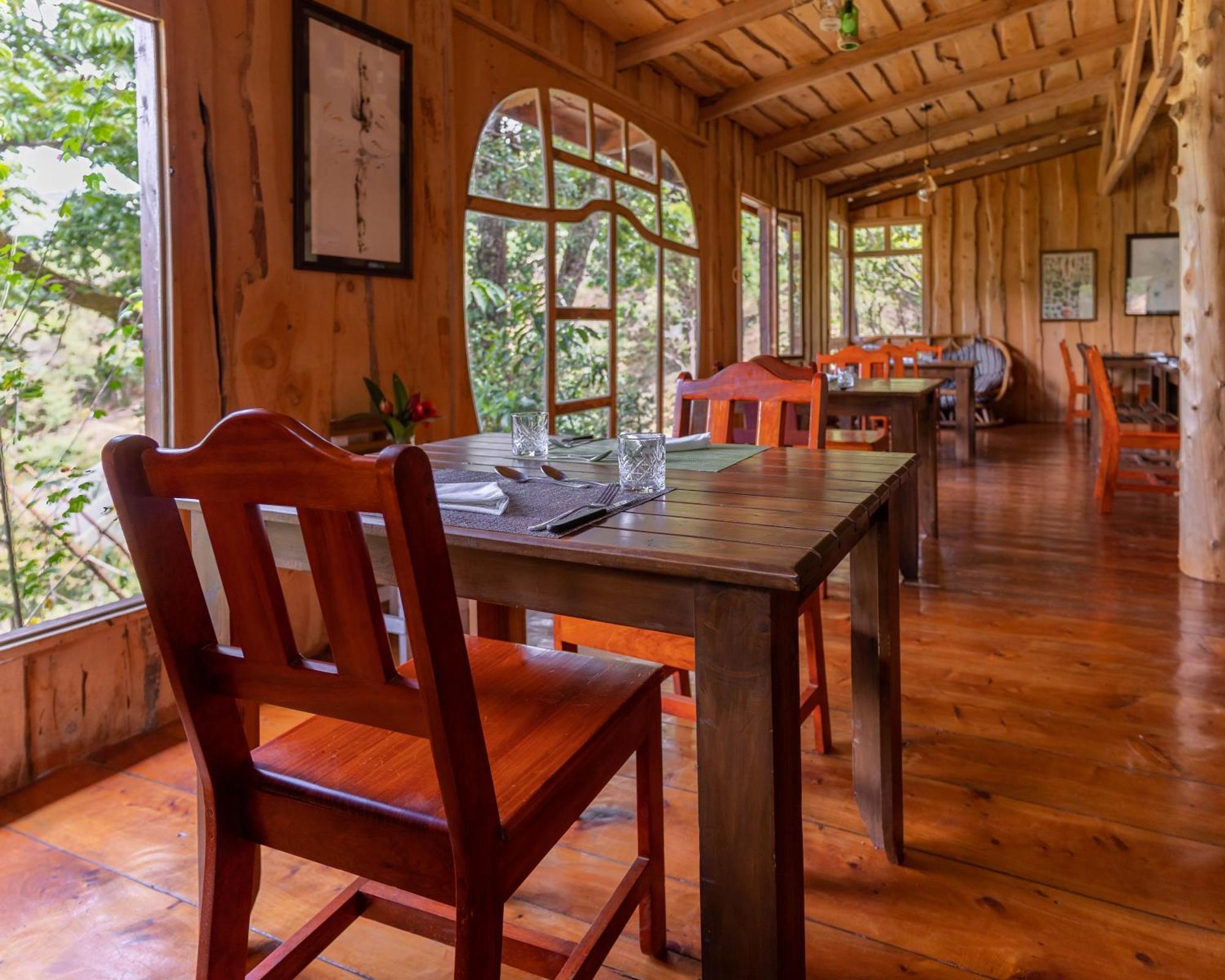 Lodge Cedrela Eco-lodge & Restaurante Copey