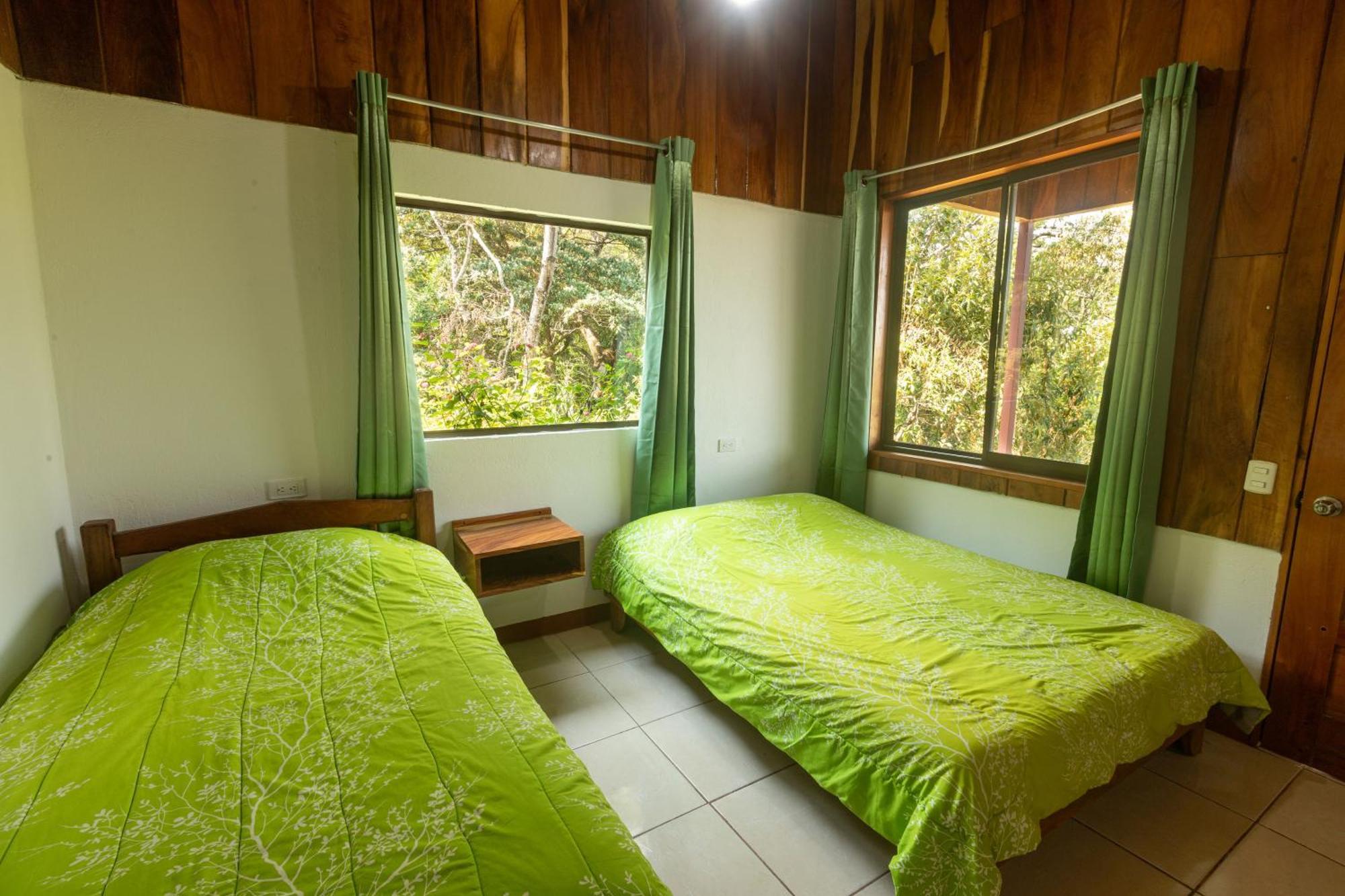 Cabinas Capulin & Farm Farm stay *