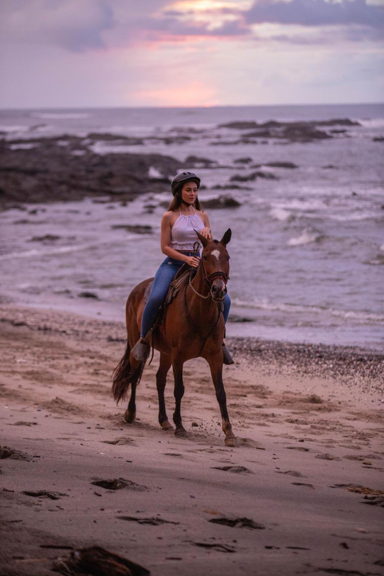 Villa Luxury Vacation At Hacienda Pinilla