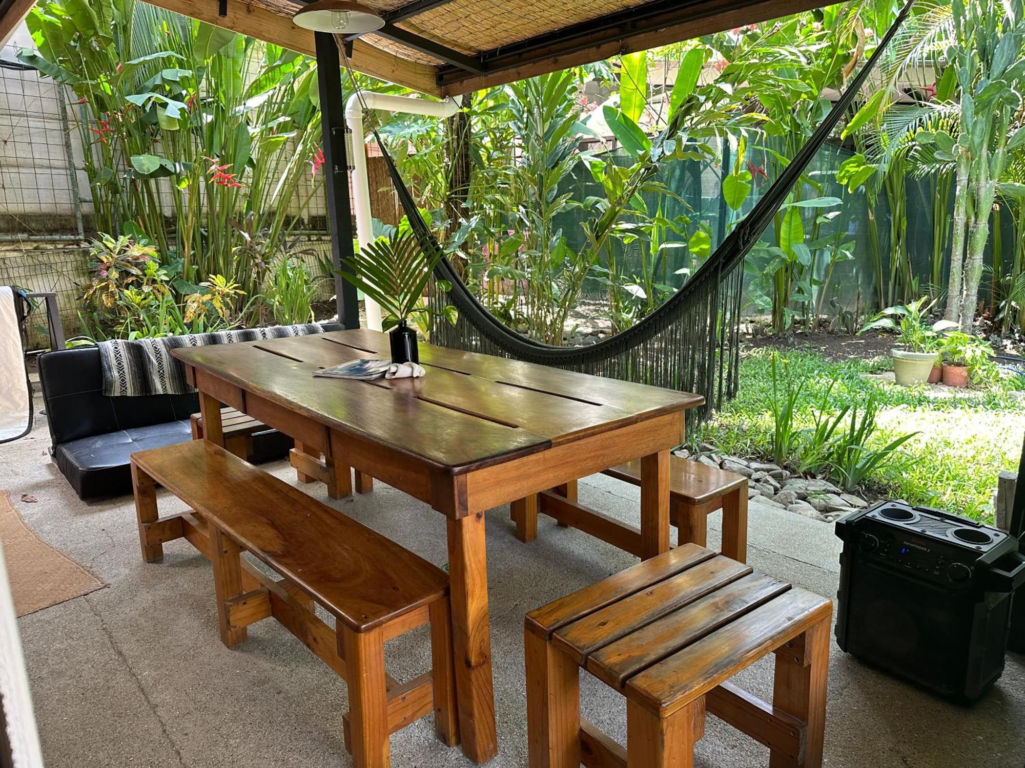 El Chante Surf House Hotel *