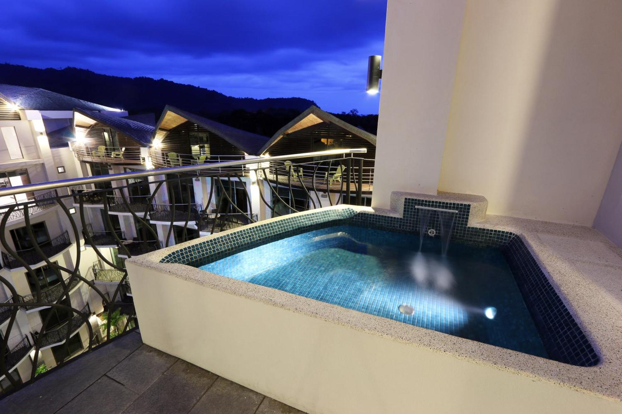 Luxury Sky Penthouses 3-6br Condo-hotel At Oceano *