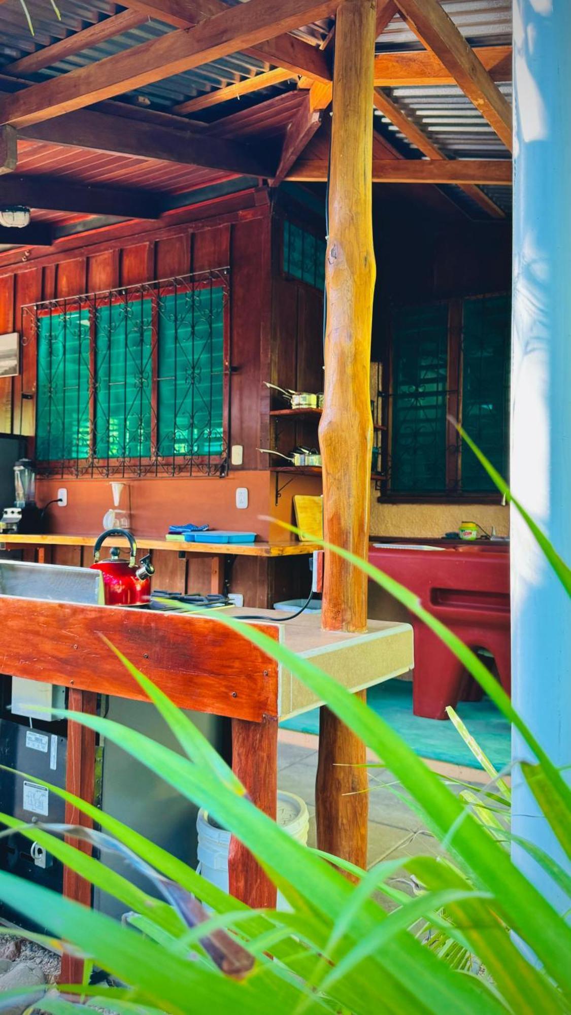 Mal Pais Surf Camp Hotel Playa Santa Teresa (Puntarenas)