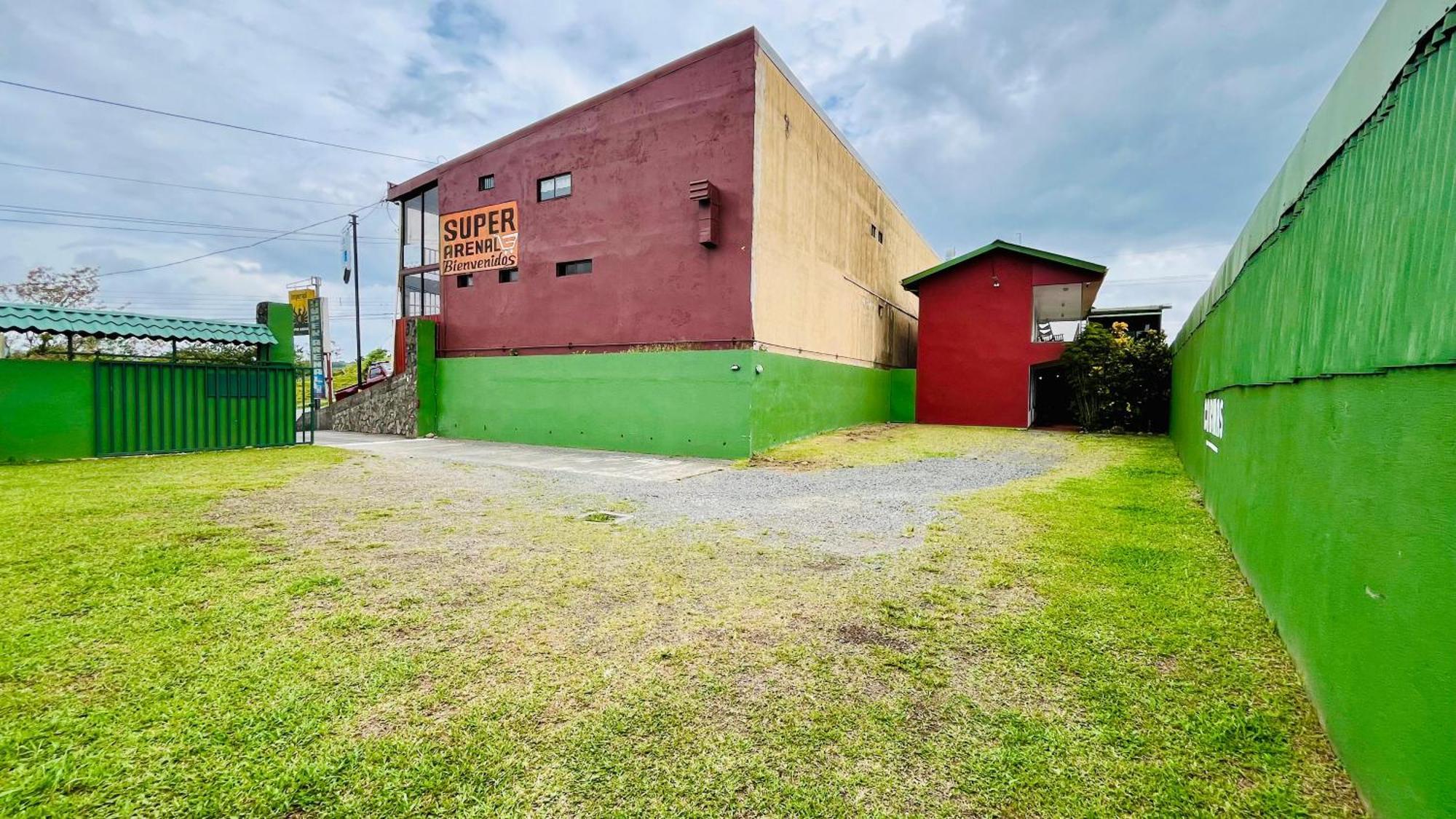 Downtown, Private With Bathroom Capsule hotel Nuevo Arenal