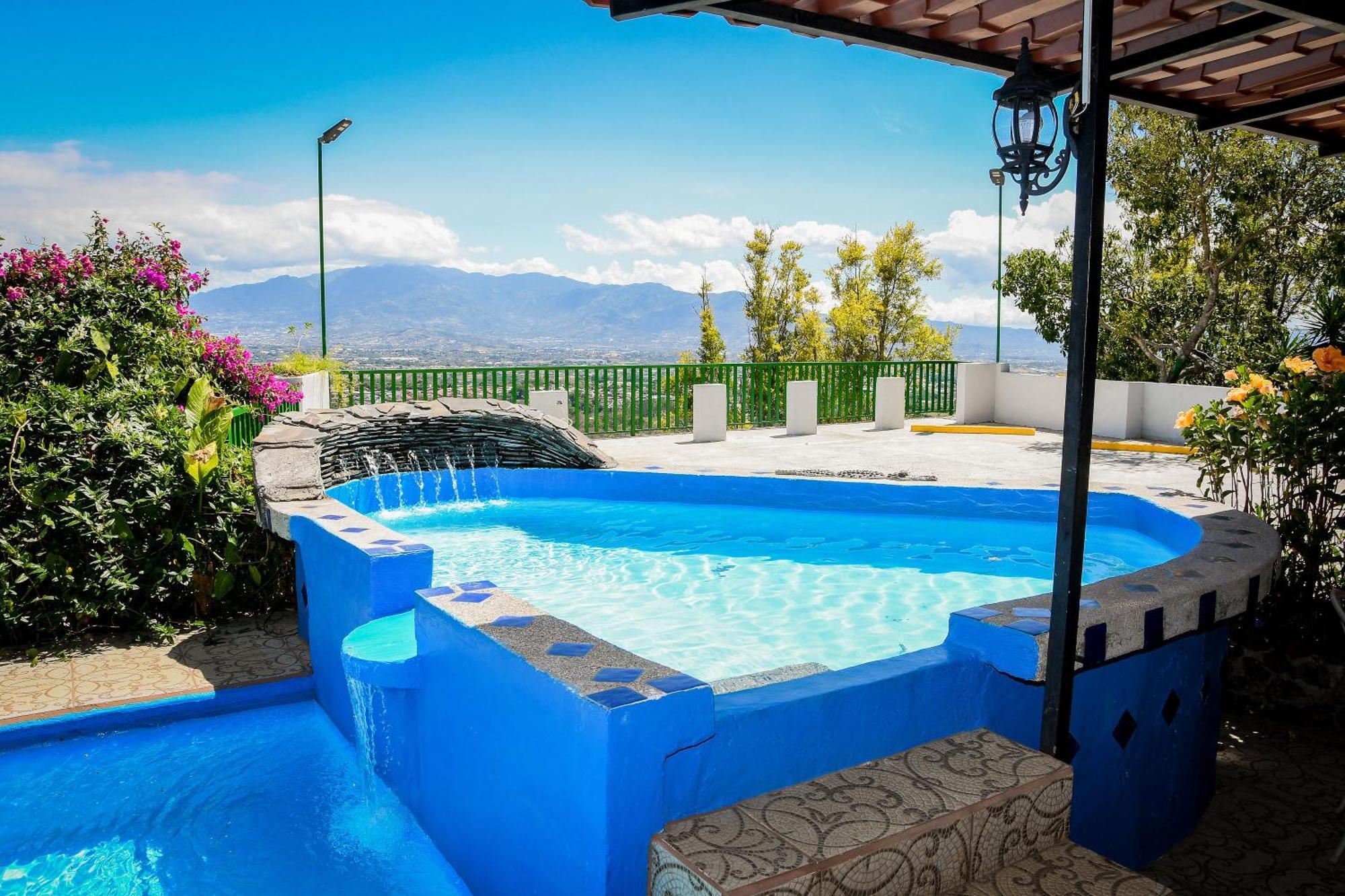 Loma Tranquila 3* Alajuela
