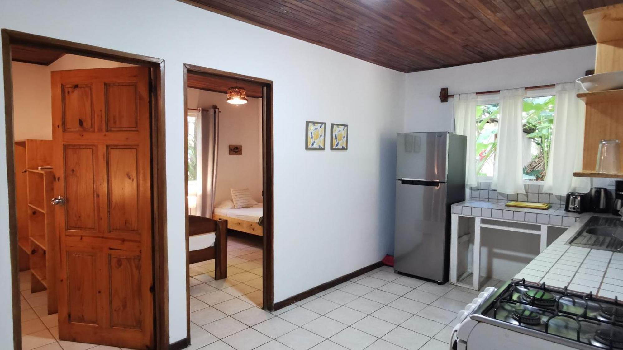 Colibri - 4 Min Walk To The Beach! *