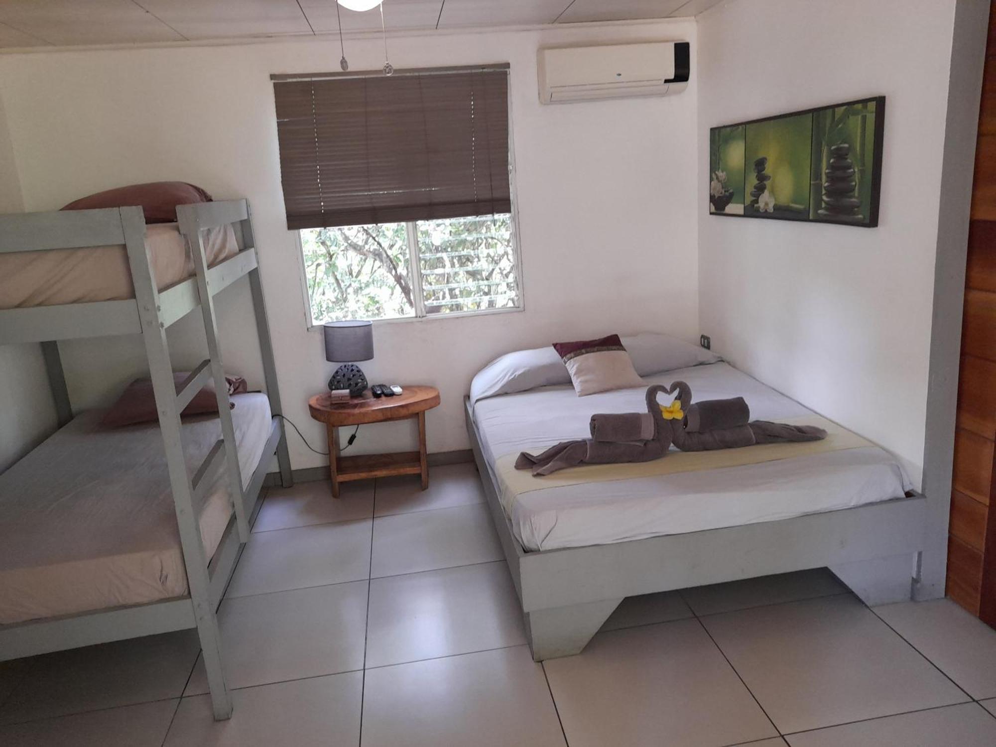 Bed & Breakfast Hotel El Colibri Rojo - Cabinas - Le Colibri Rouge