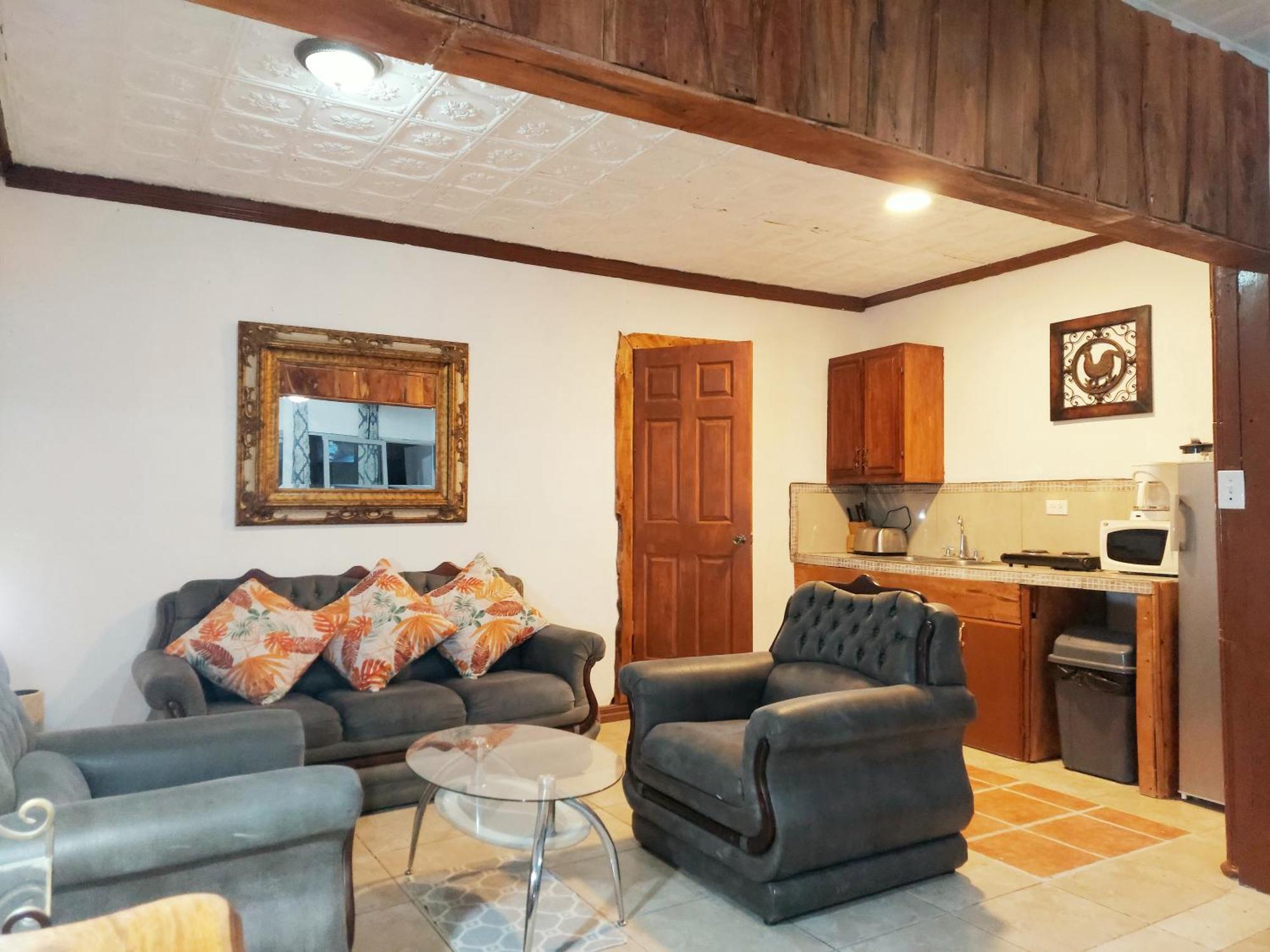 Aparthotel Loma Tranquila Alajuela