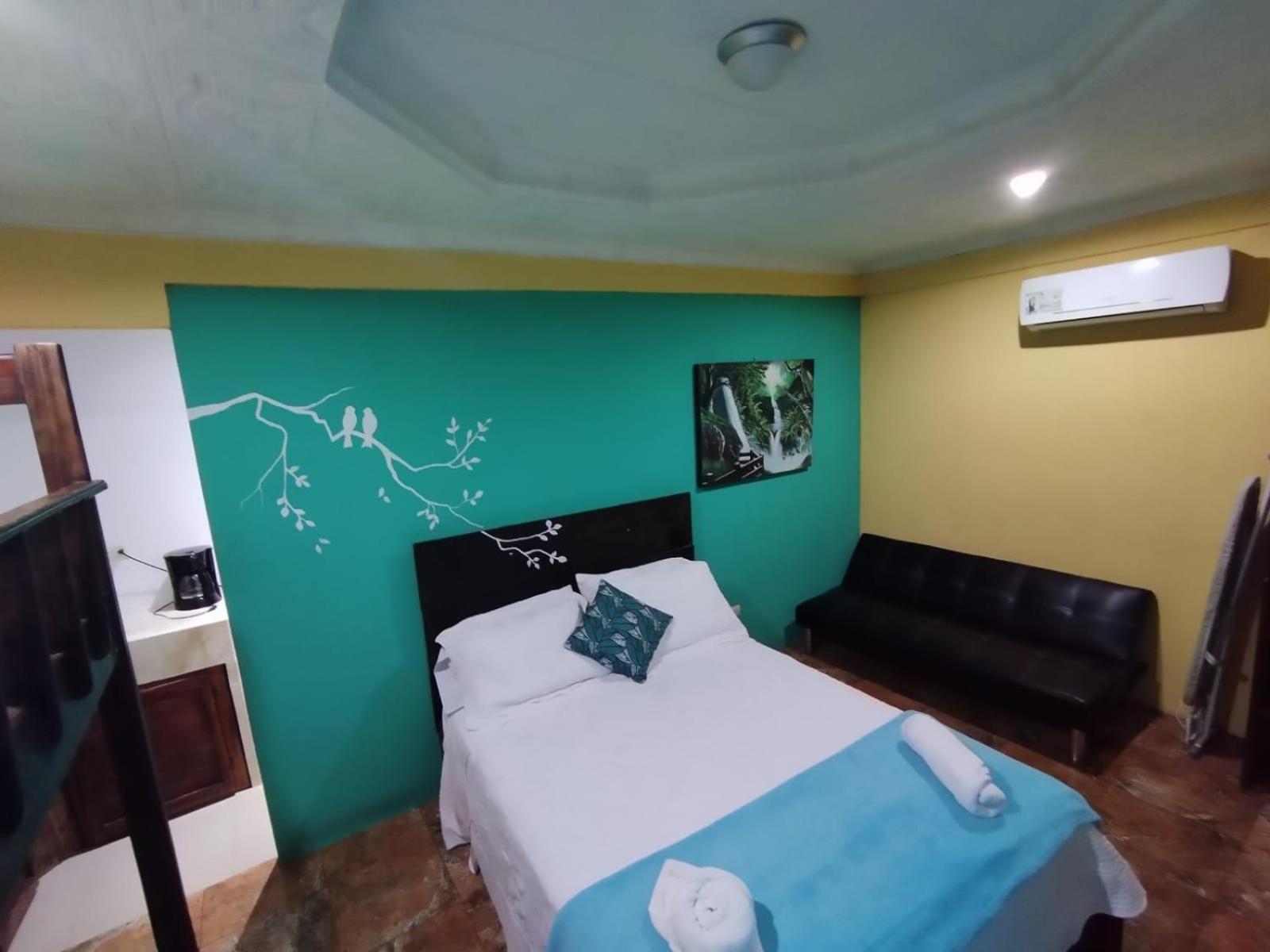 La Galerie Guest house Ciudad Cortes