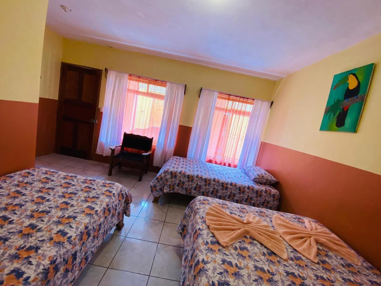 La Puesta Del Sol Bed & Breakfast 2*