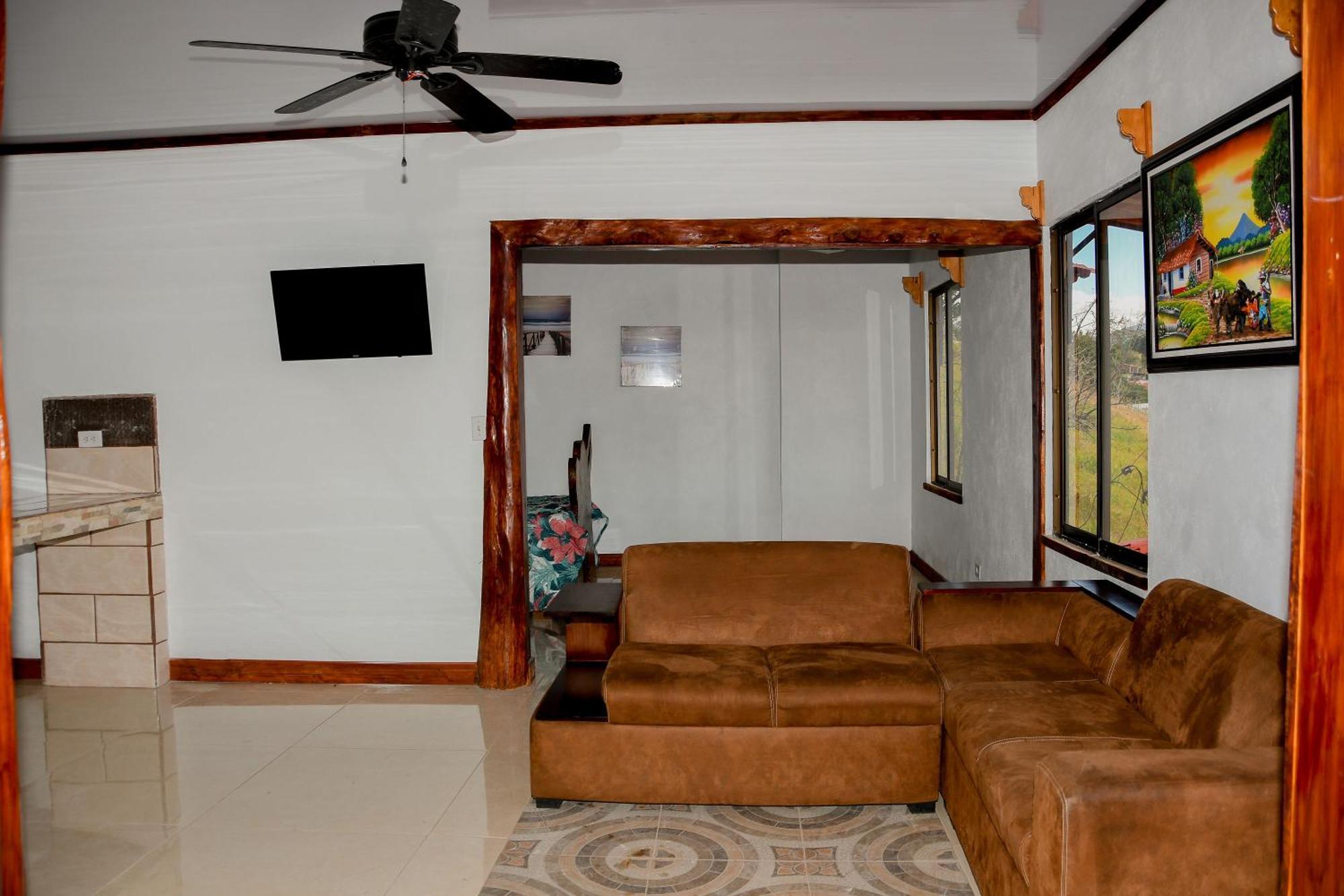 Loma Tranquila 3*